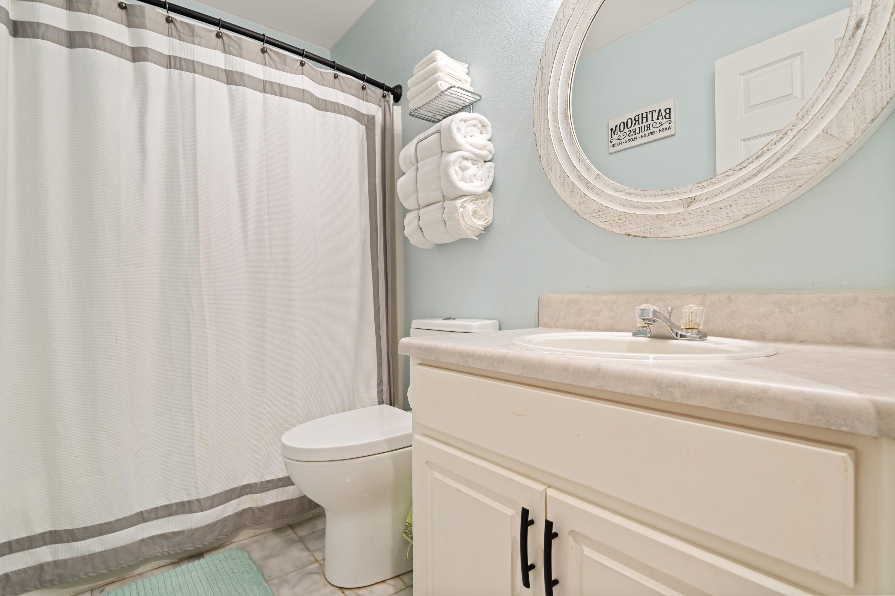 MARSH HARBOR - Residential