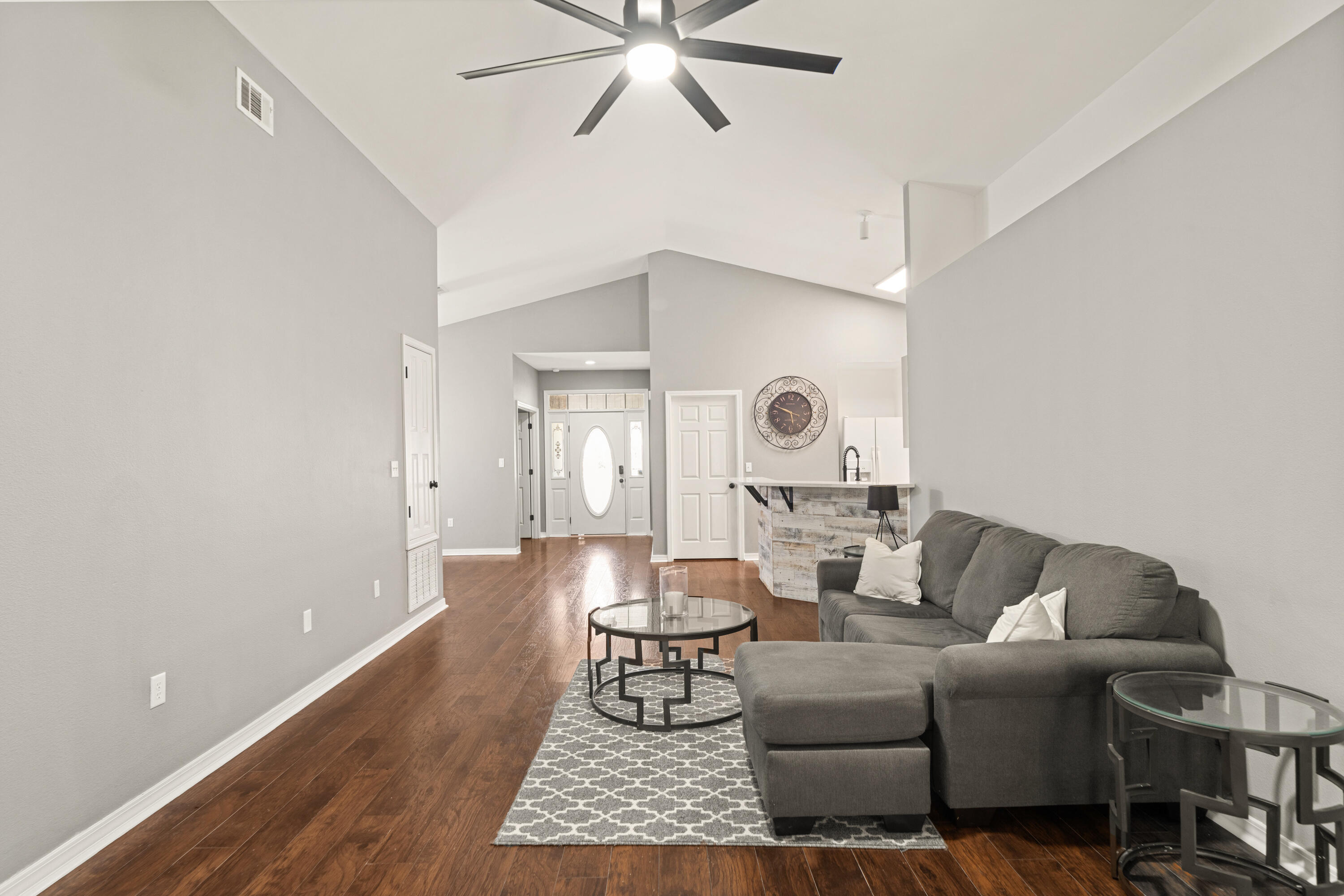 MARSH HARBOR - Residential