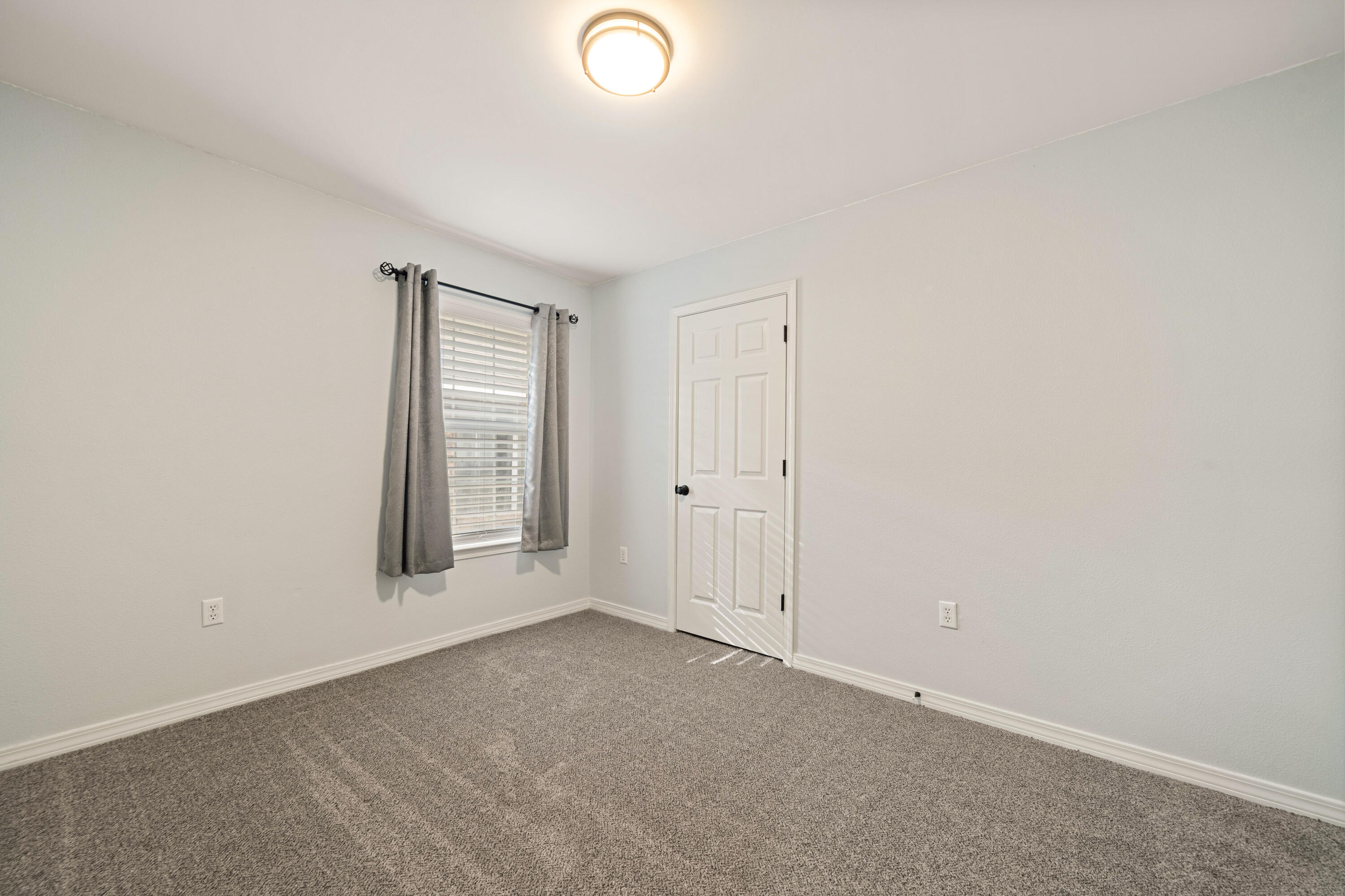 MARSH HARBOR - Residential