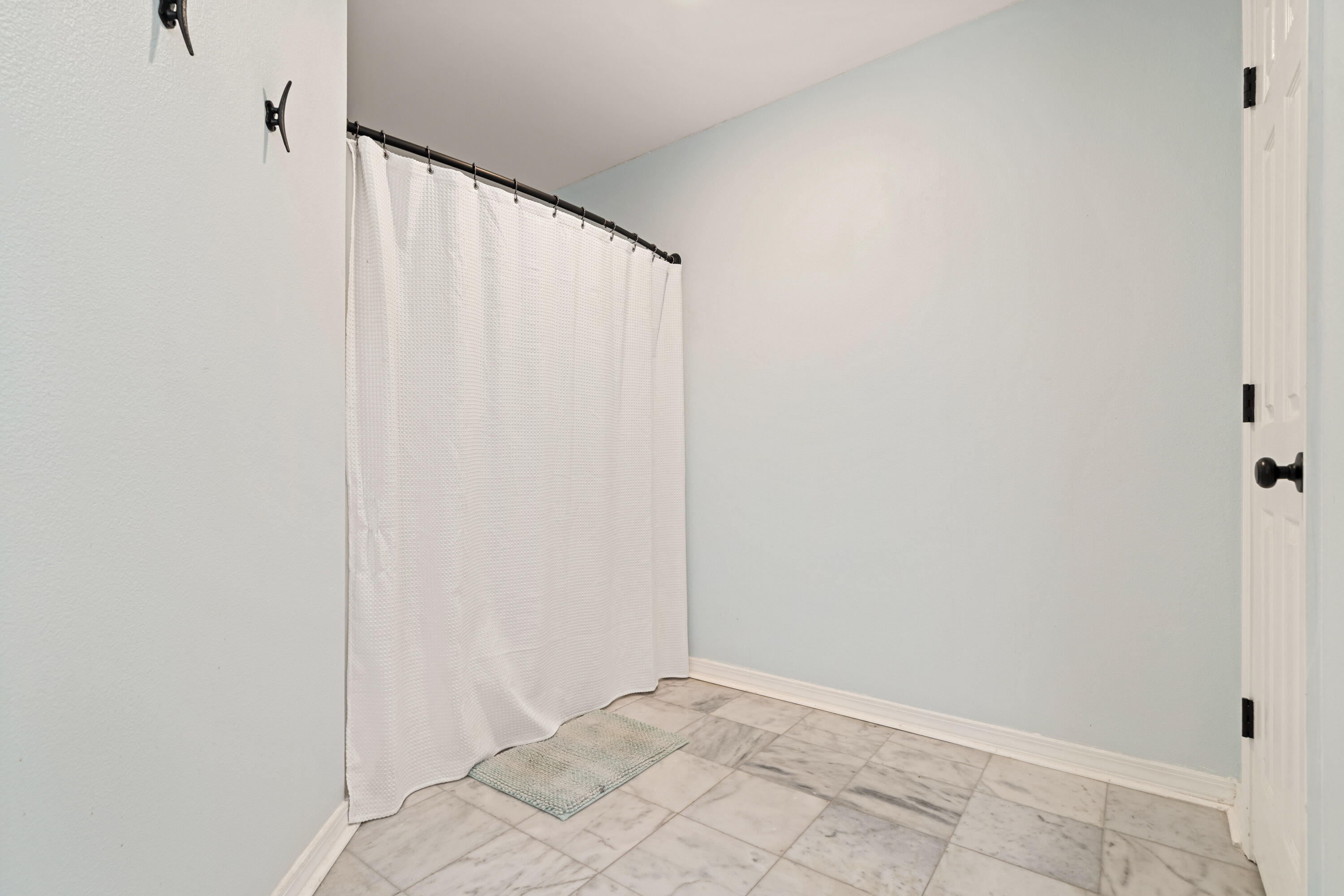 MARSH HARBOR - Residential