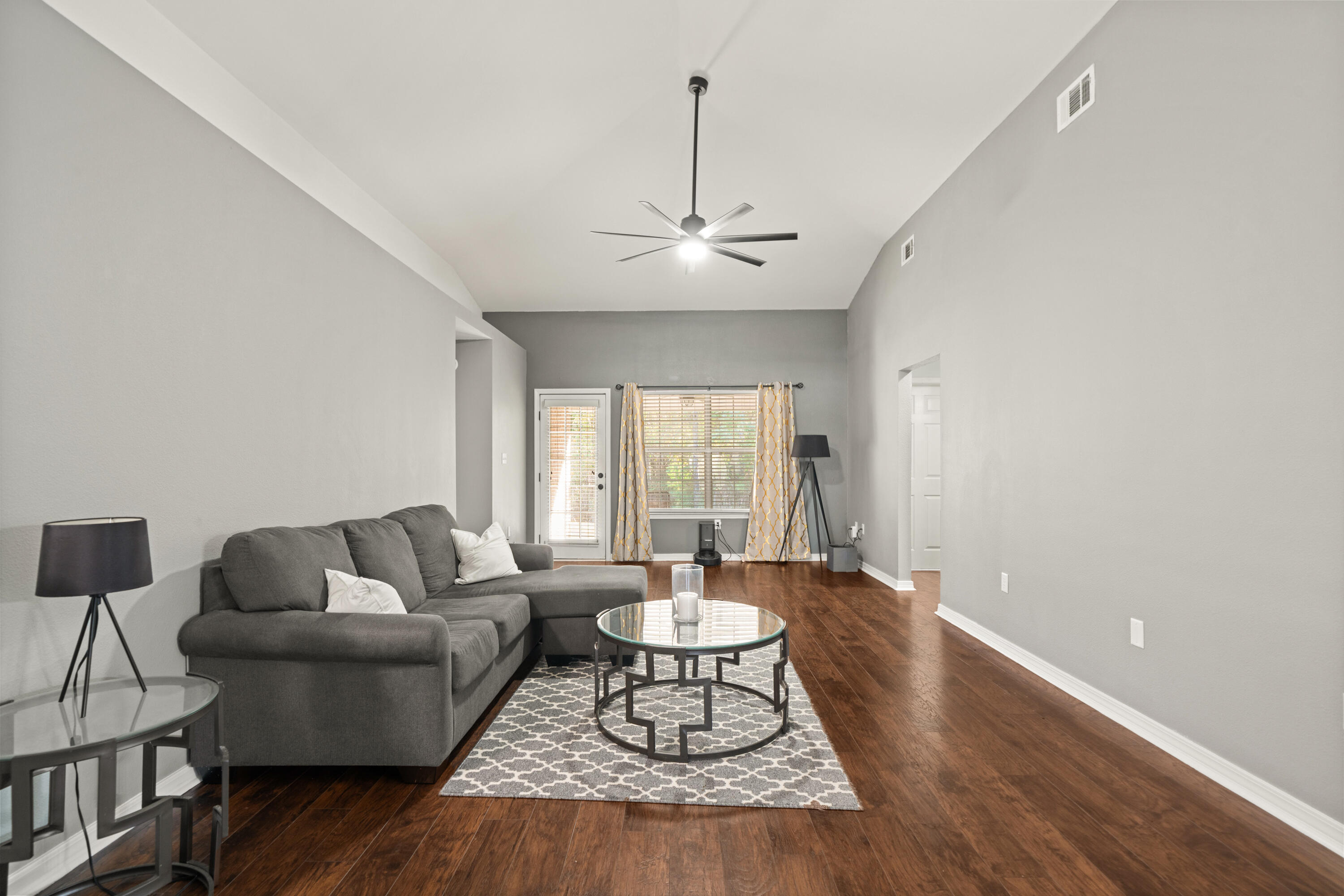 MARSH HARBOR - Residential