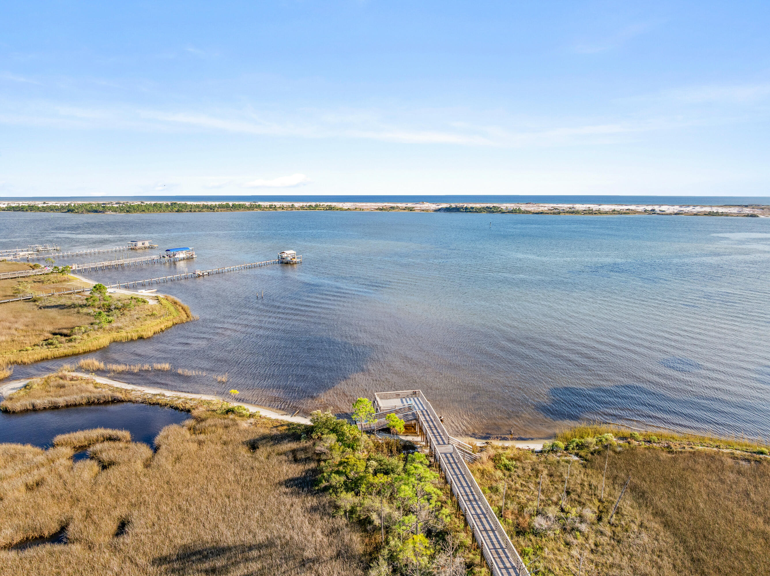 MARSH HARBOR - Residential