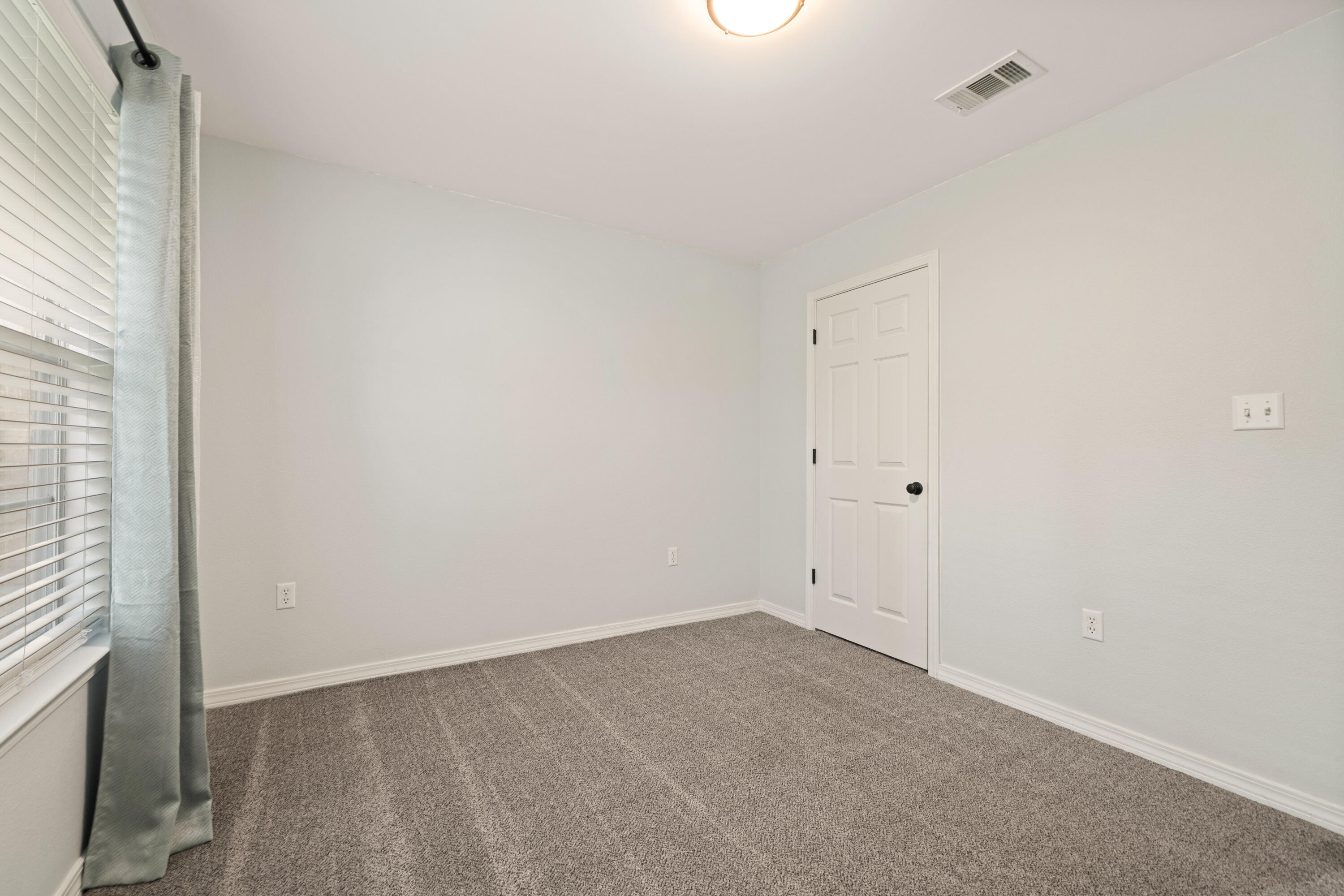 MARSH HARBOR - Residential