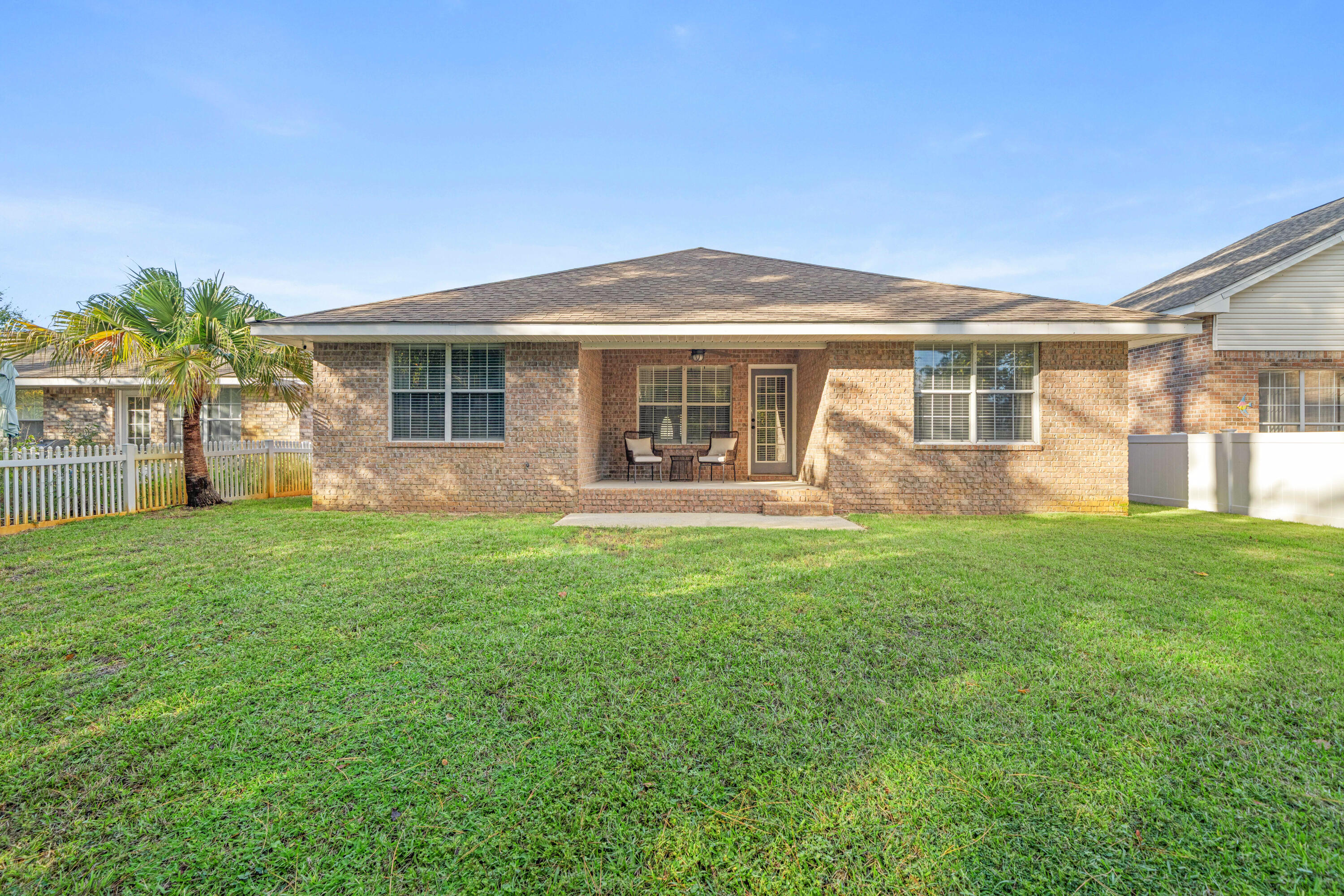 MARSH HARBOR - Residential