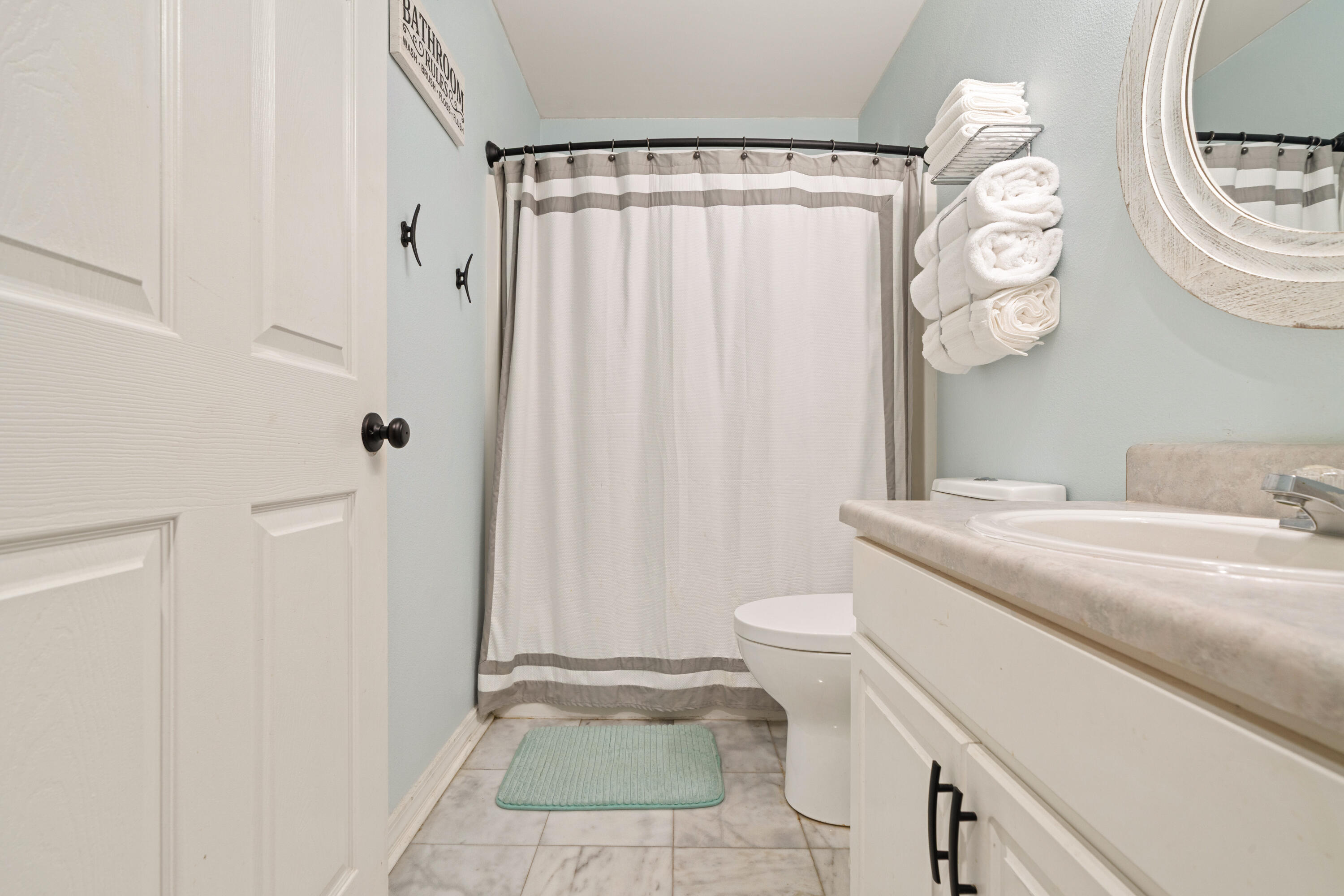 MARSH HARBOR - Residential