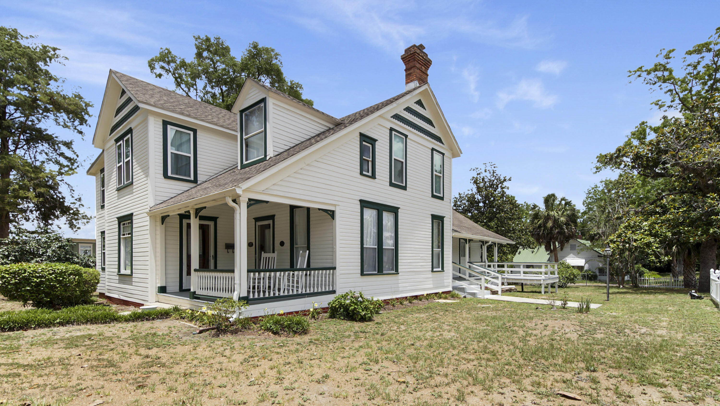 TOWN OF DEFUNIAK SPRINGS - Residential