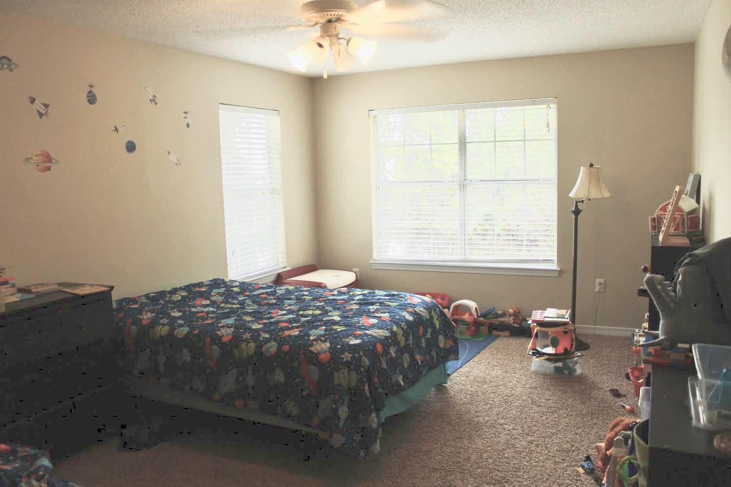 TWIN LAKES - Residential Lease