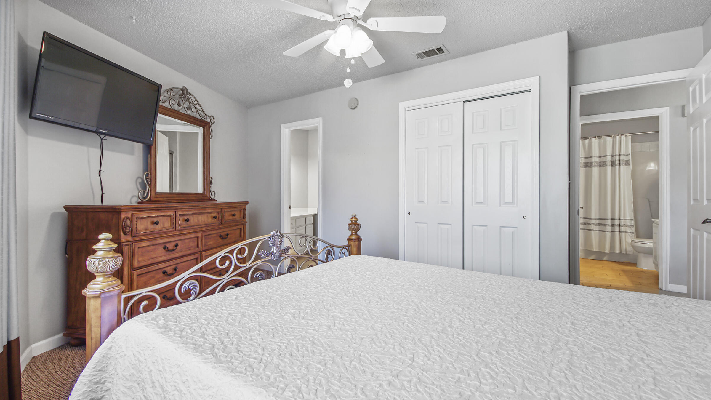 UNIT 21-A CRYSTAL VILLAGE II PHASE 3 - Residential