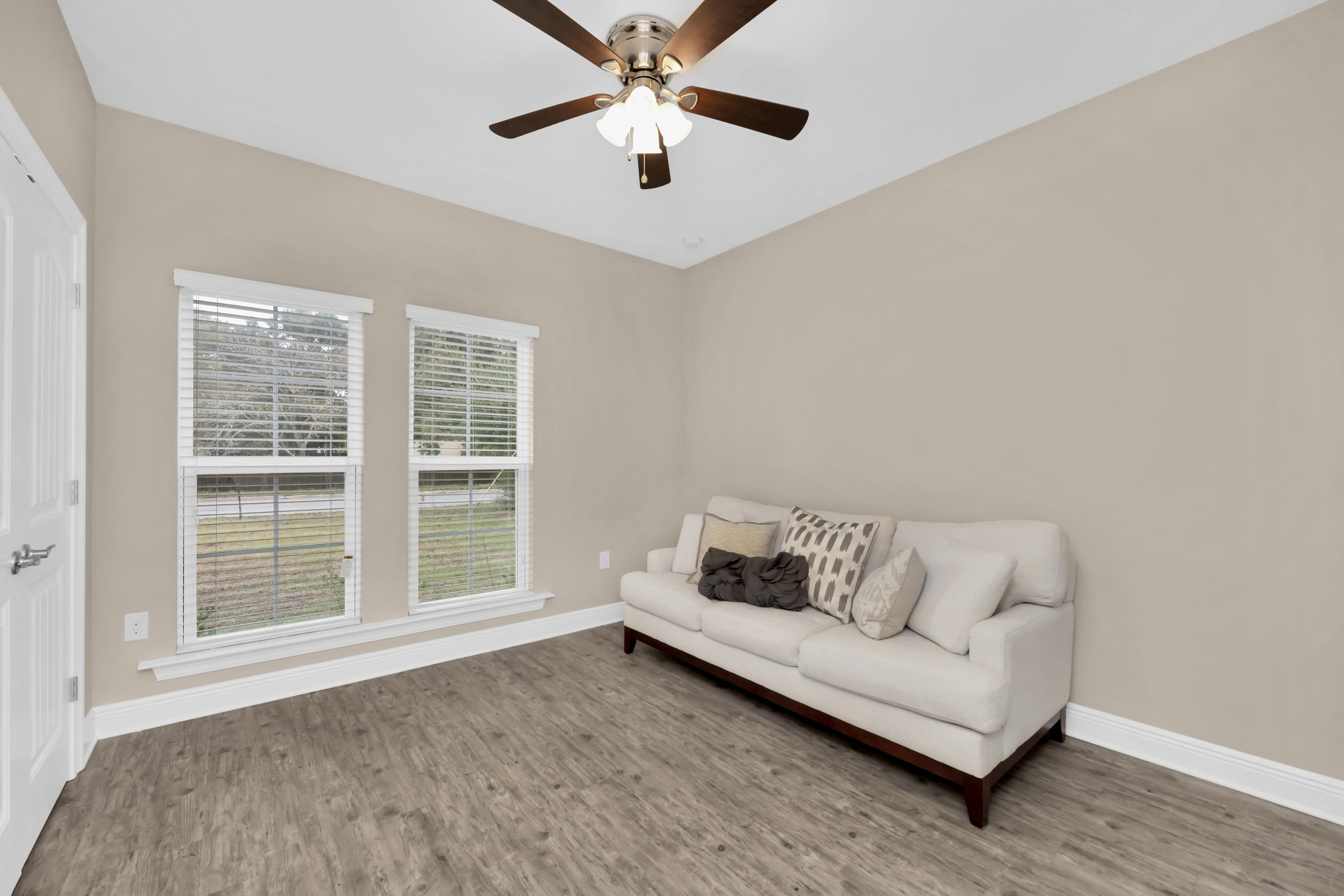 MUNICIPAL S/D - Residential Lease