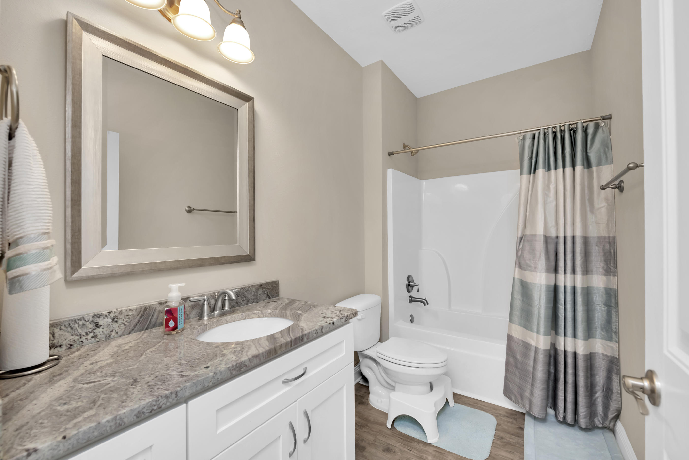 MUNICIPAL S/D - Residential Lease