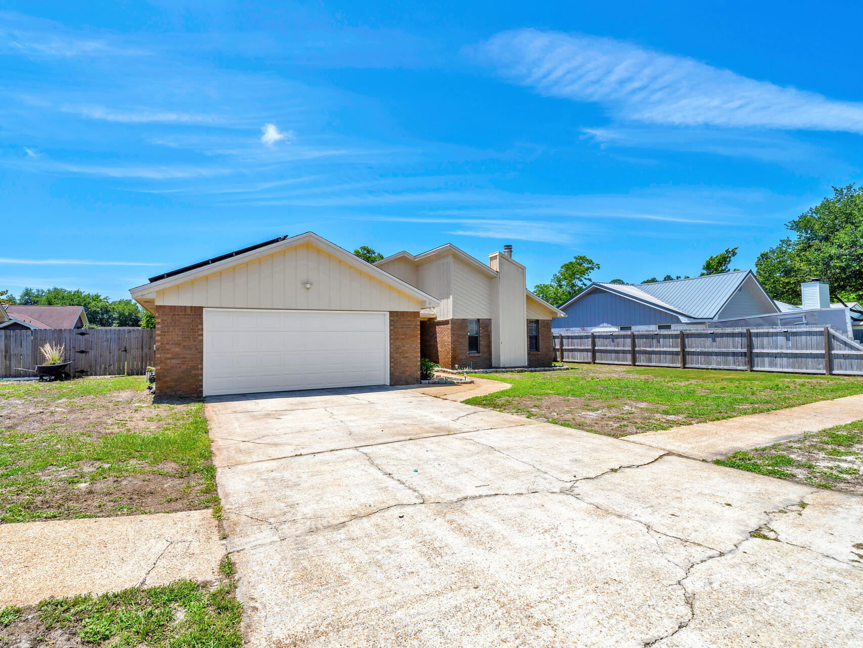 CHATEAU PRES DE LA MER - Residential