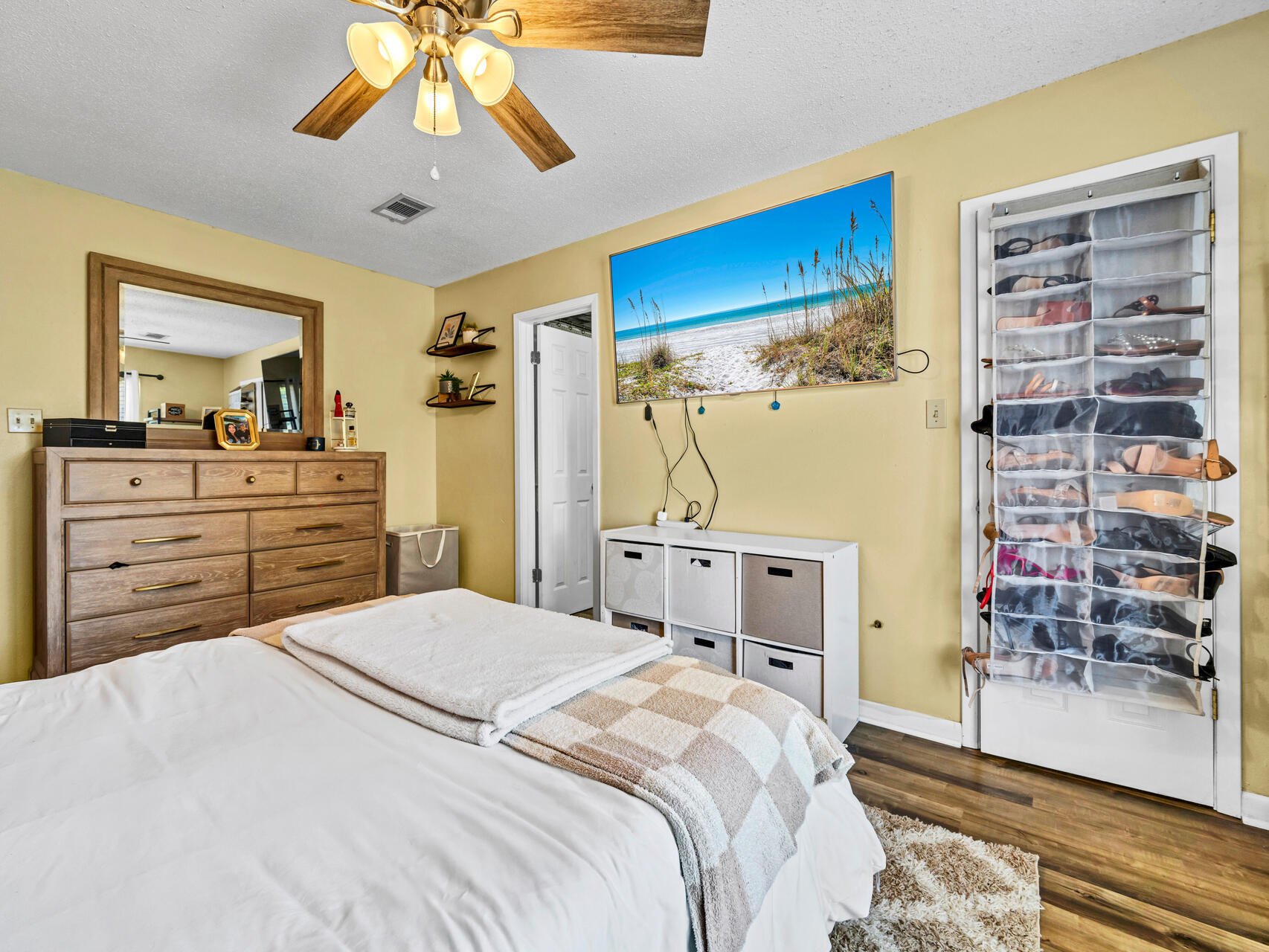 CHATEAU PRES DE LA MER - Residential