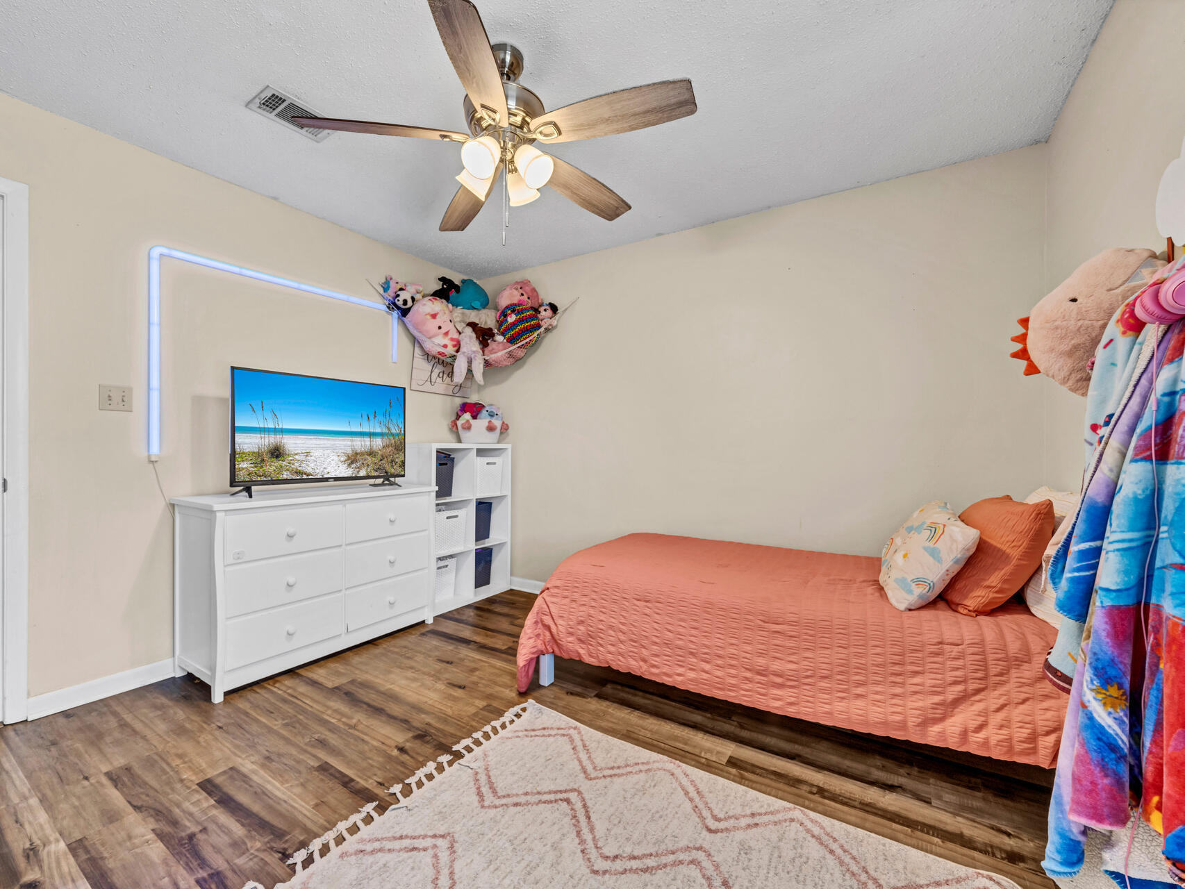 CHATEAU PRES DE LA MER - Residential