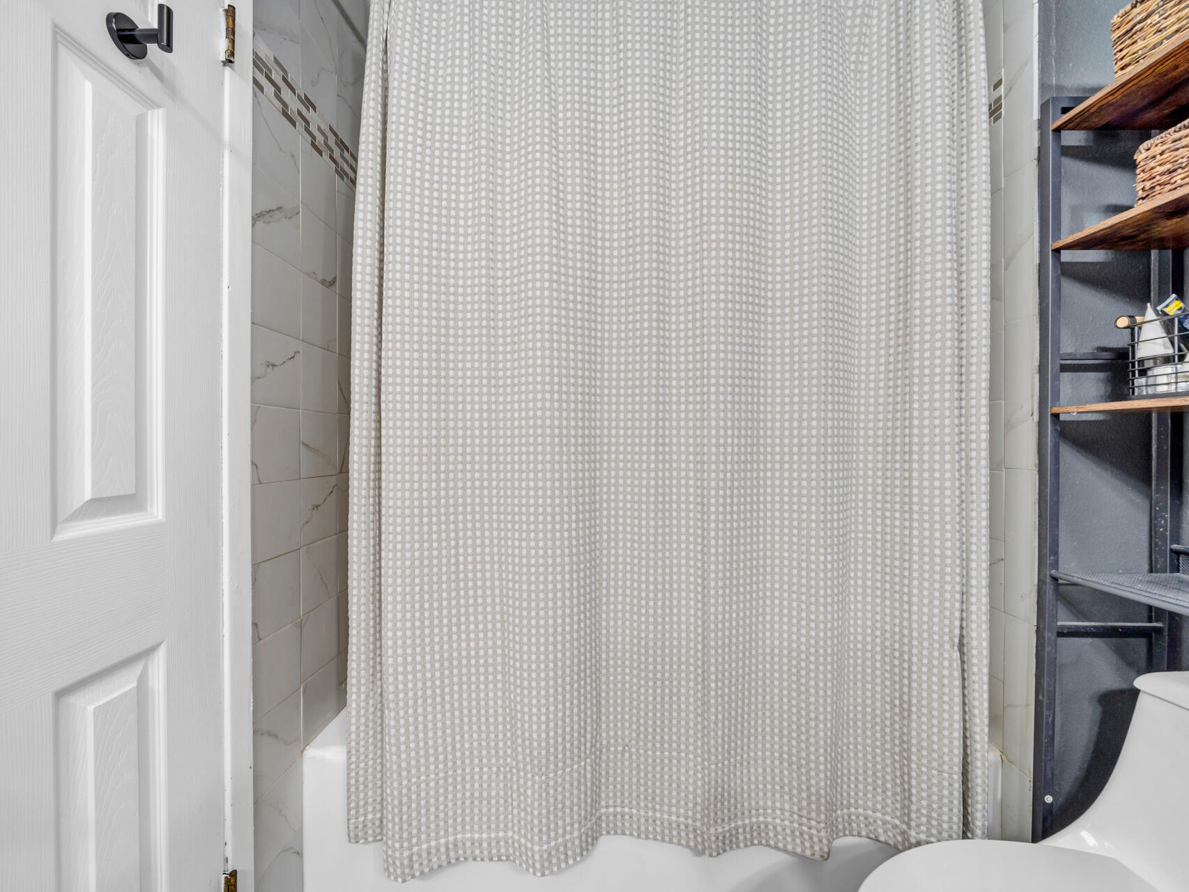 CHATEAU PRES DE LA MER - Residential