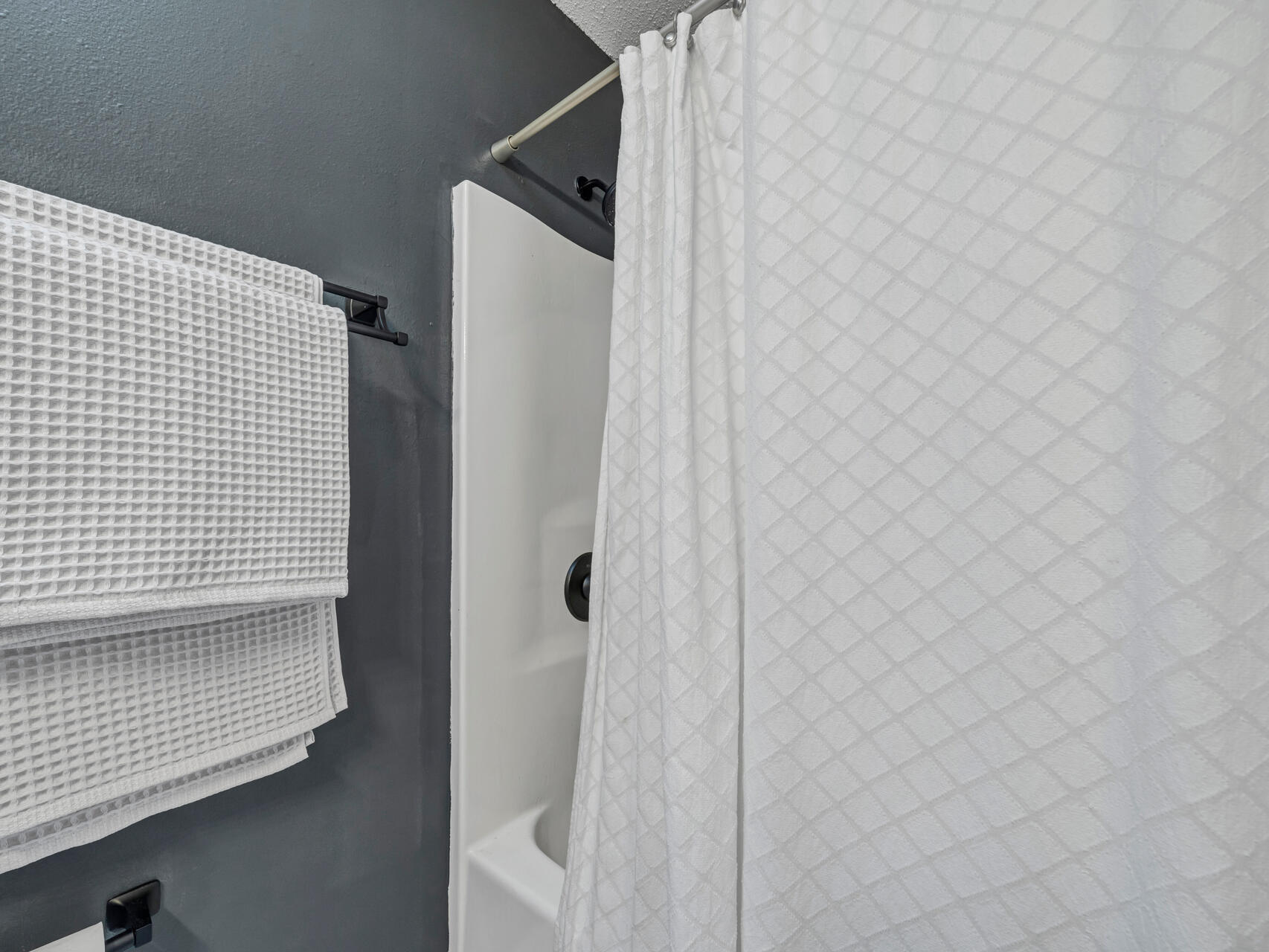 CHATEAU PRES DE LA MER - Residential