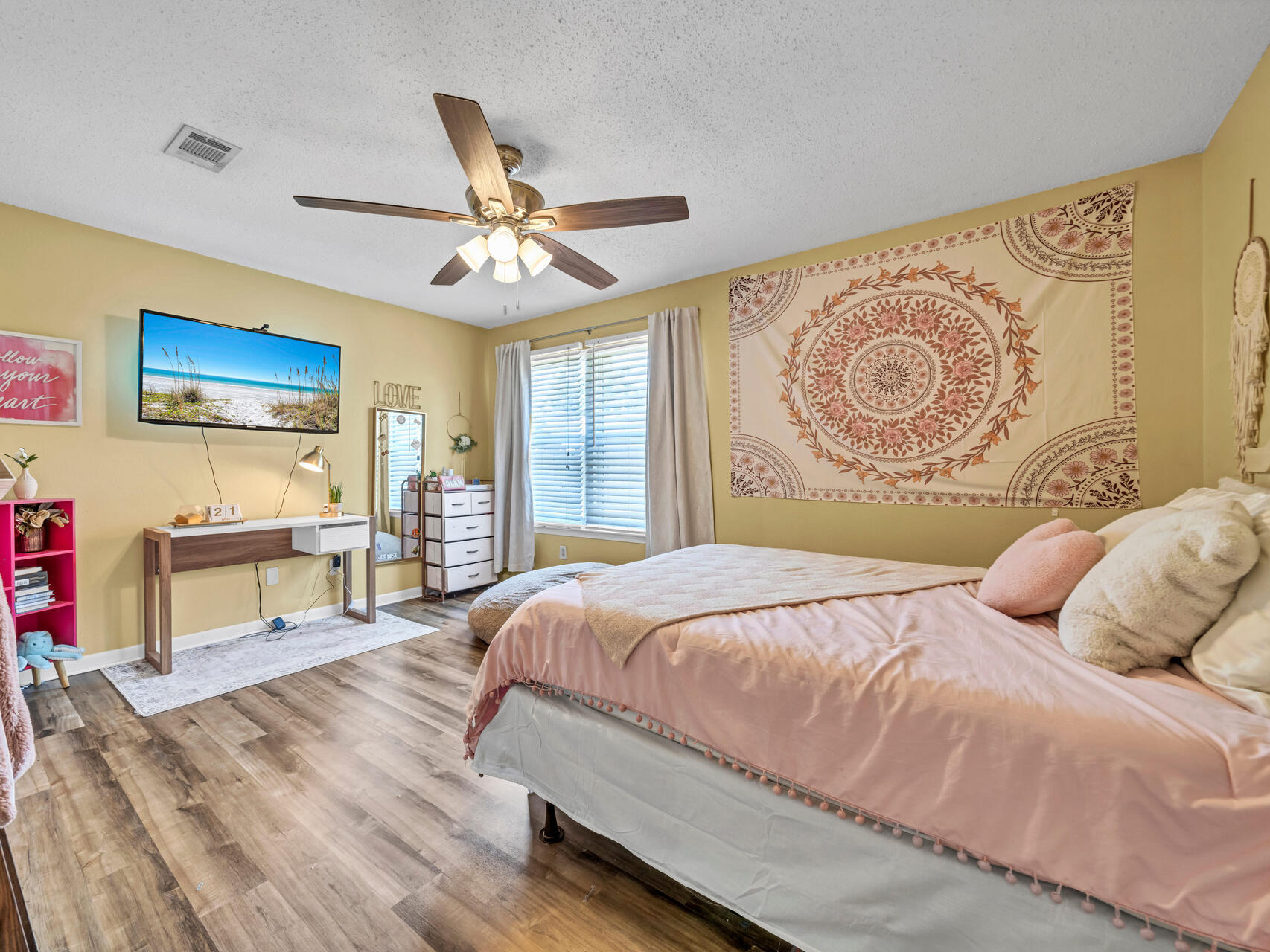 CHATEAU PRES DE LA MER - Residential