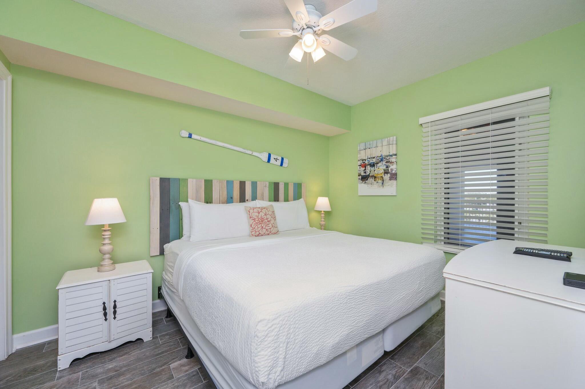 STERLING SHORES - Residential