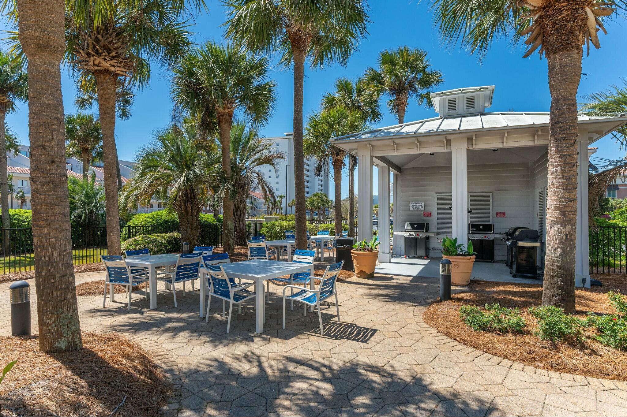 STERLING SHORES - Residential