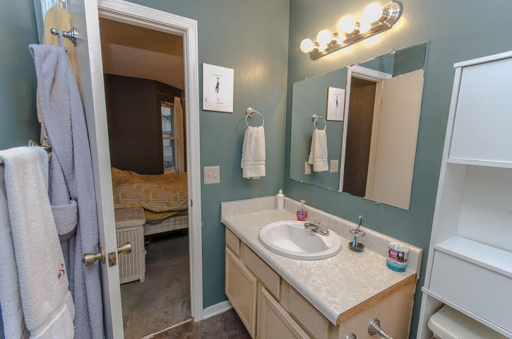 EAST BAY RIVER ESTATES - Residential