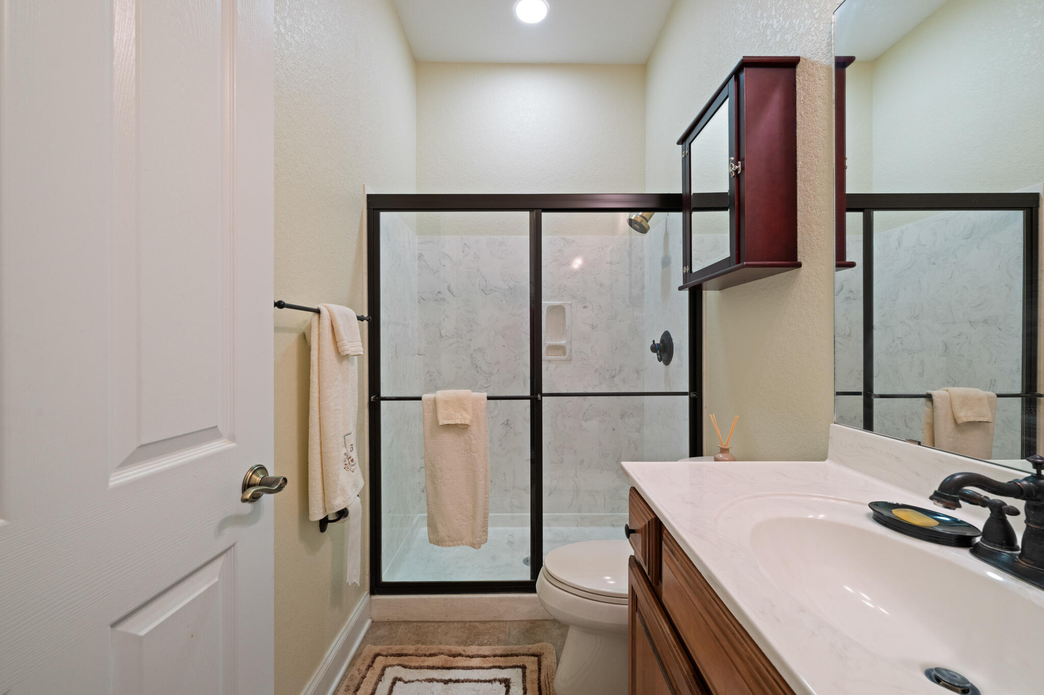 HOLLEY BY THE SEA - Residential