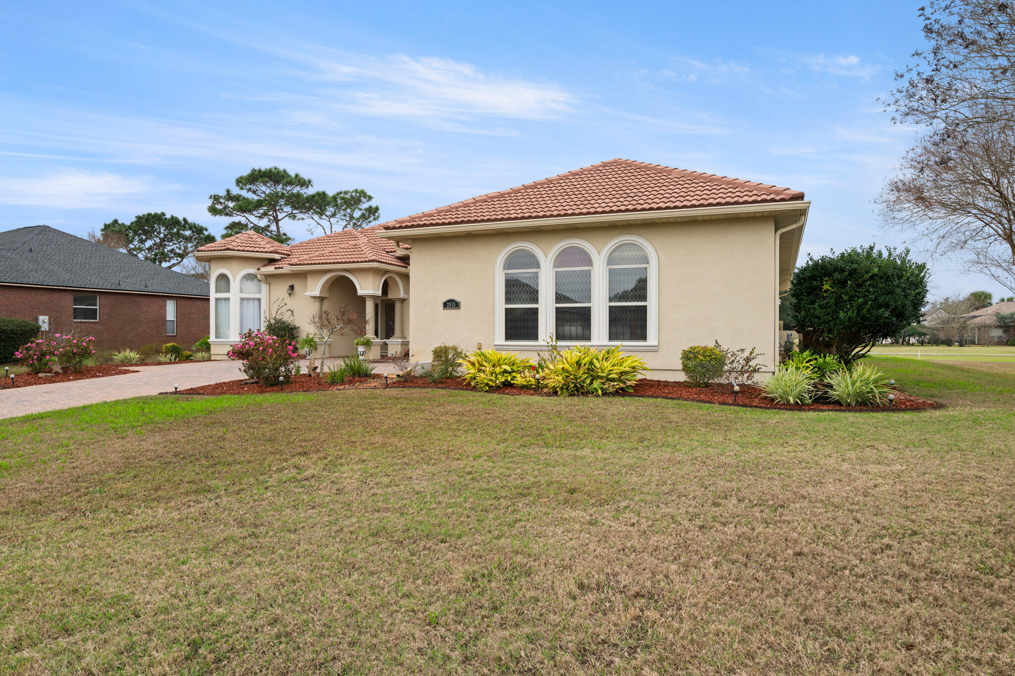 HOLLEY BY THE SEA - Residential