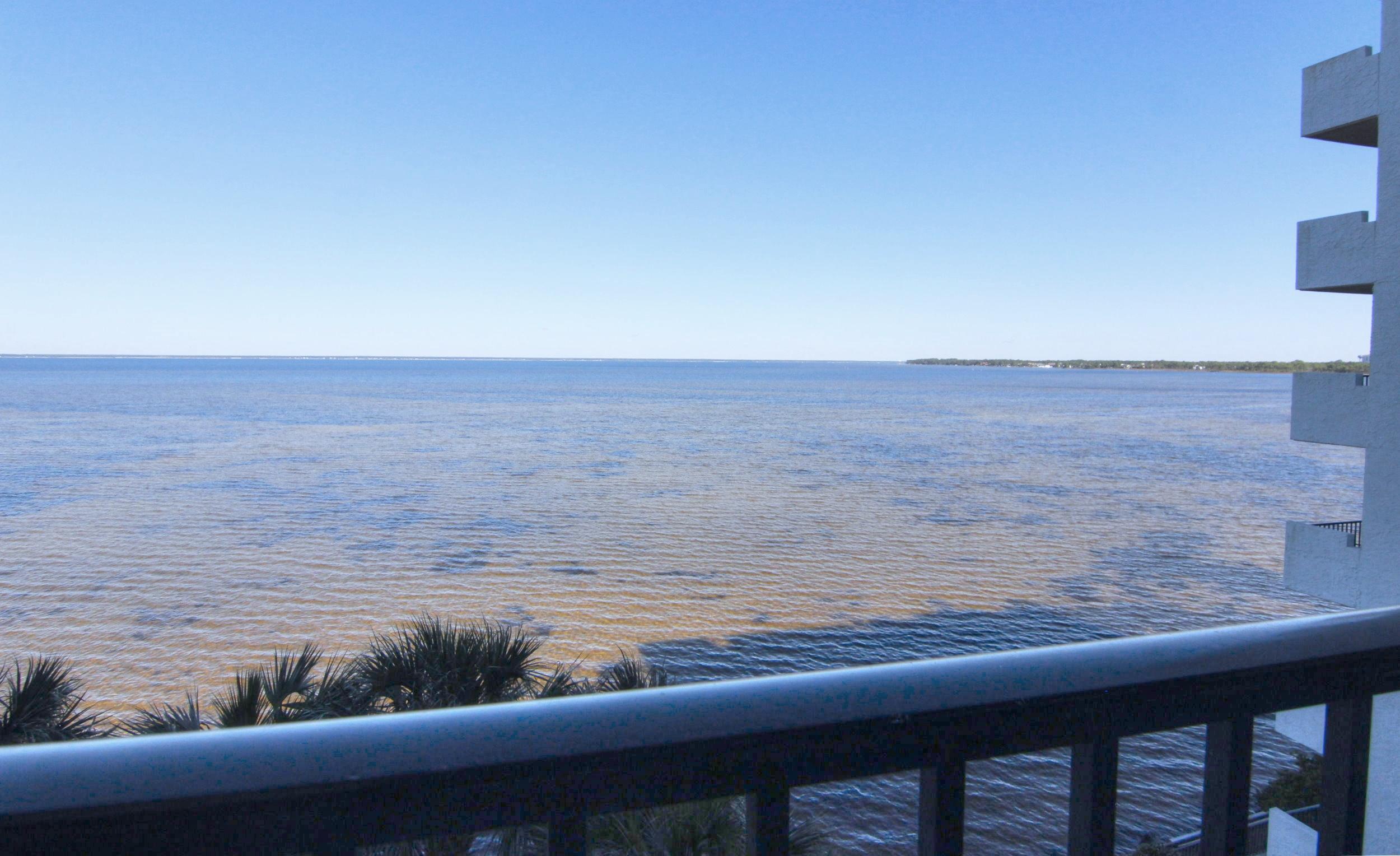 BAYSIDE CONDO SANDESTIN - Residential