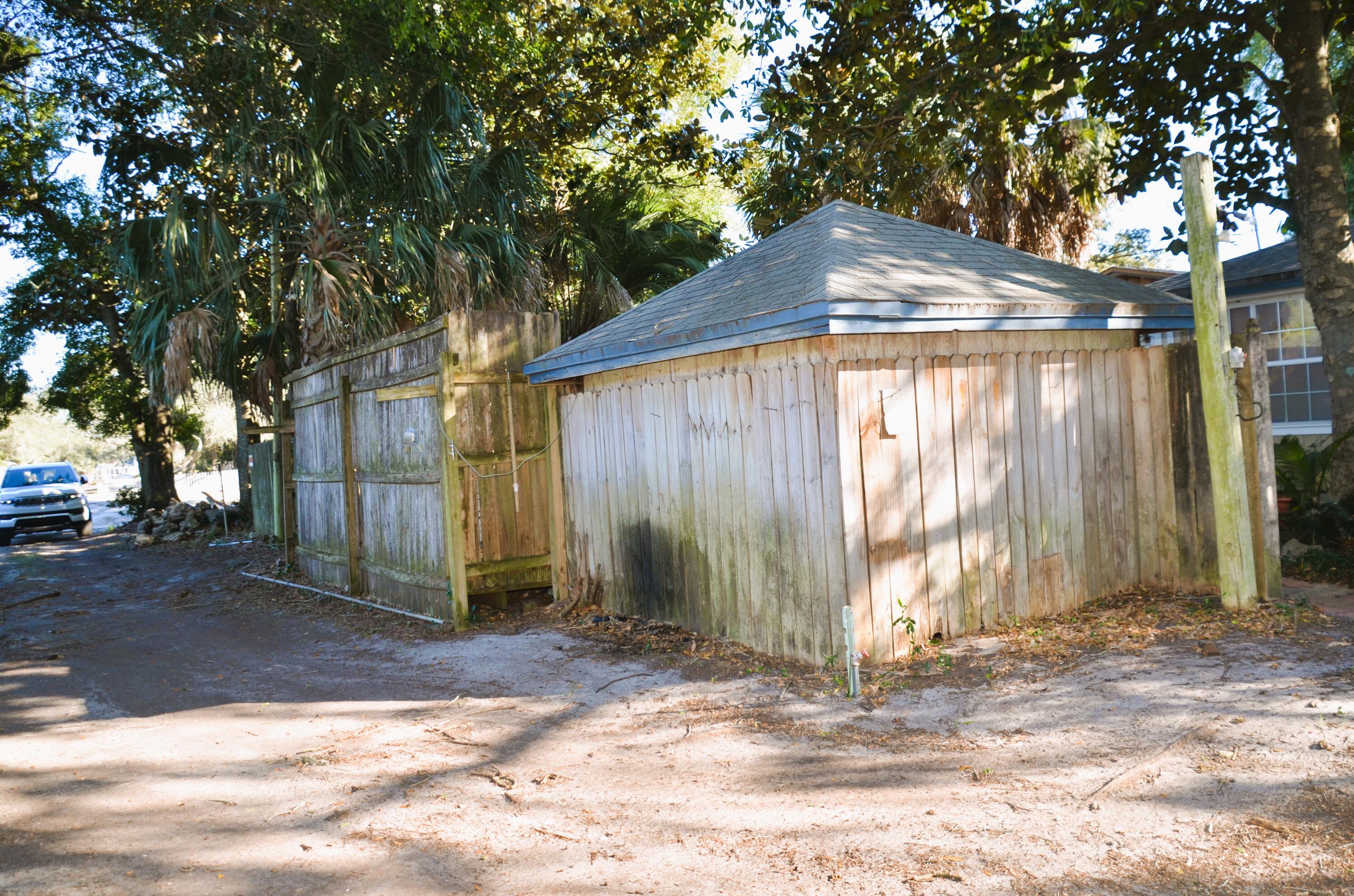 RESUB OF KELLYS ADD TO DESTIN - Residential