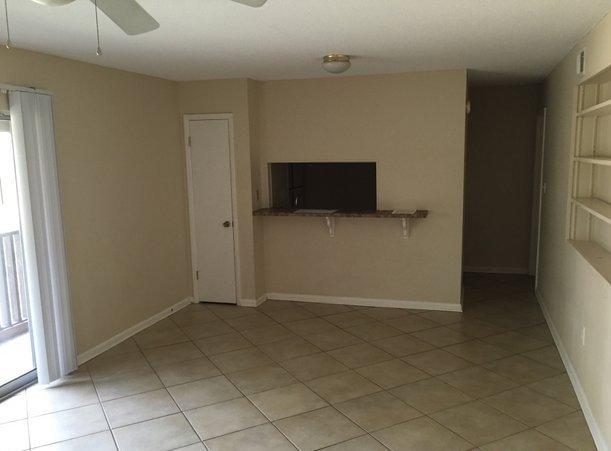 SPANISH VILLAS CONDO - Residential