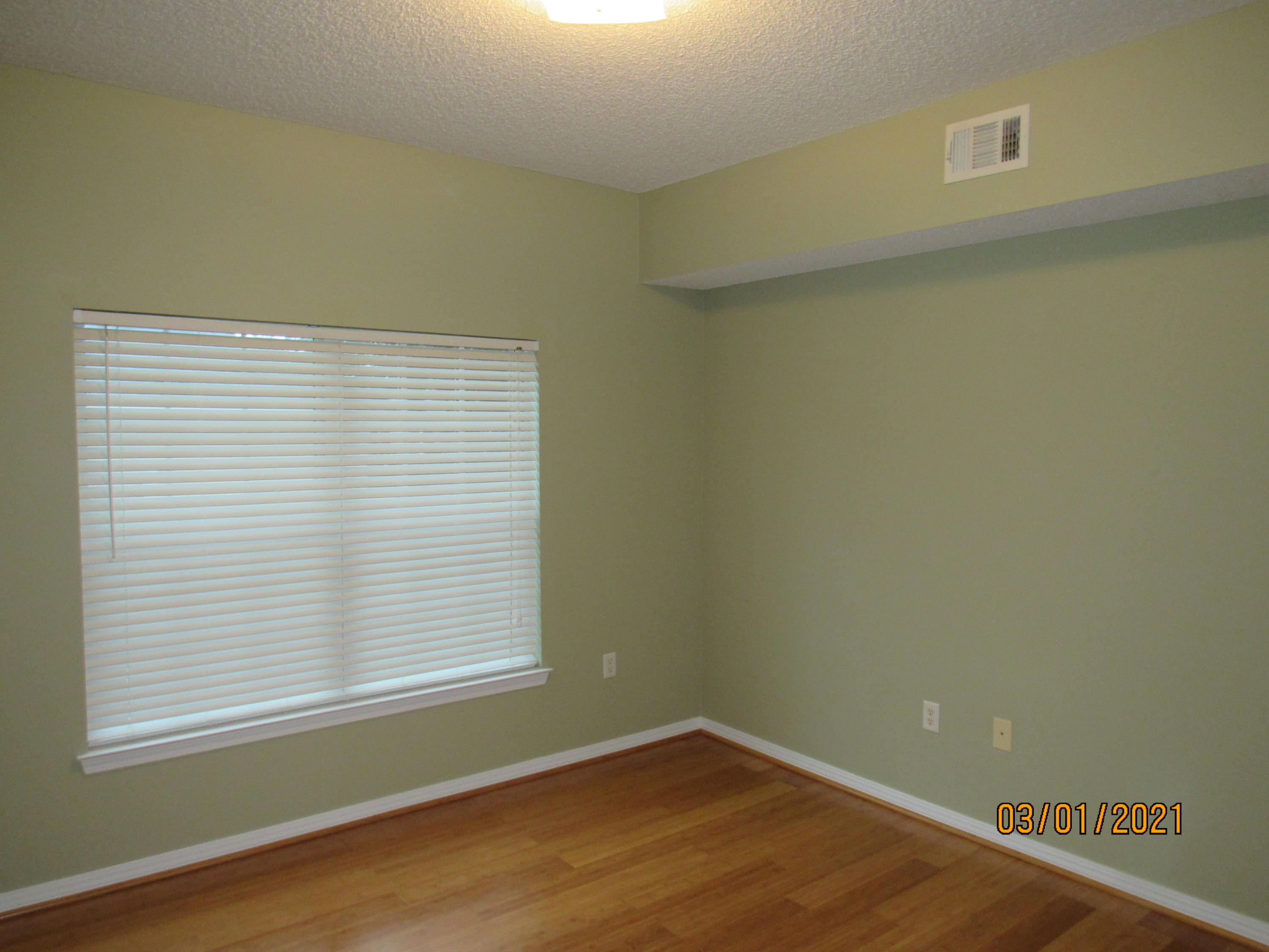 THE OAKS AT NICEVILLE - Residential