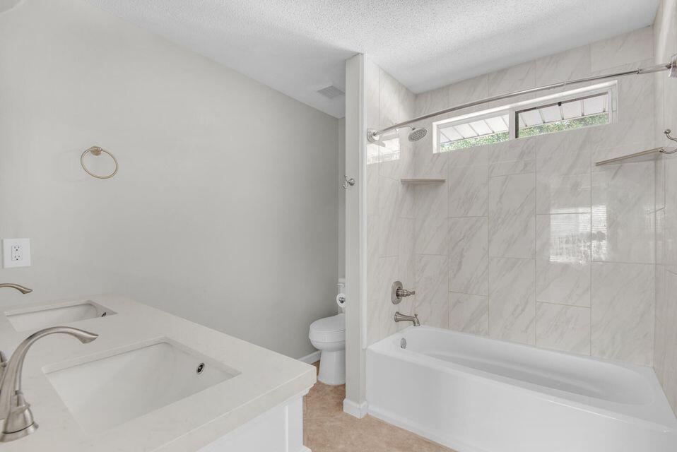 BRITTS MANOR S/D - Residential Lease