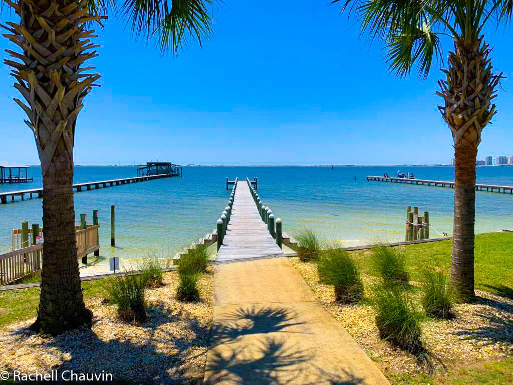 SOUNDSIDE MOORINGS - Residential