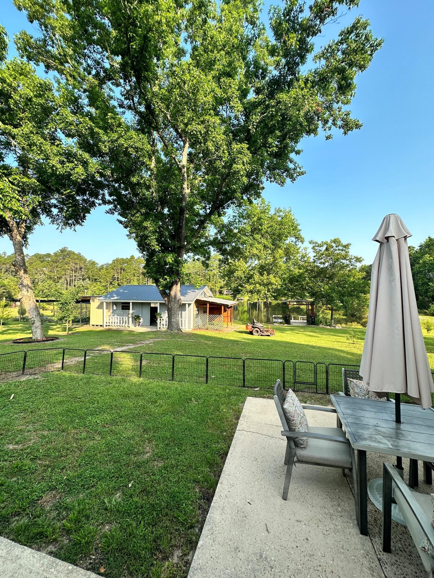 TEN LAKE ESTATES UNIT 1 - Residential