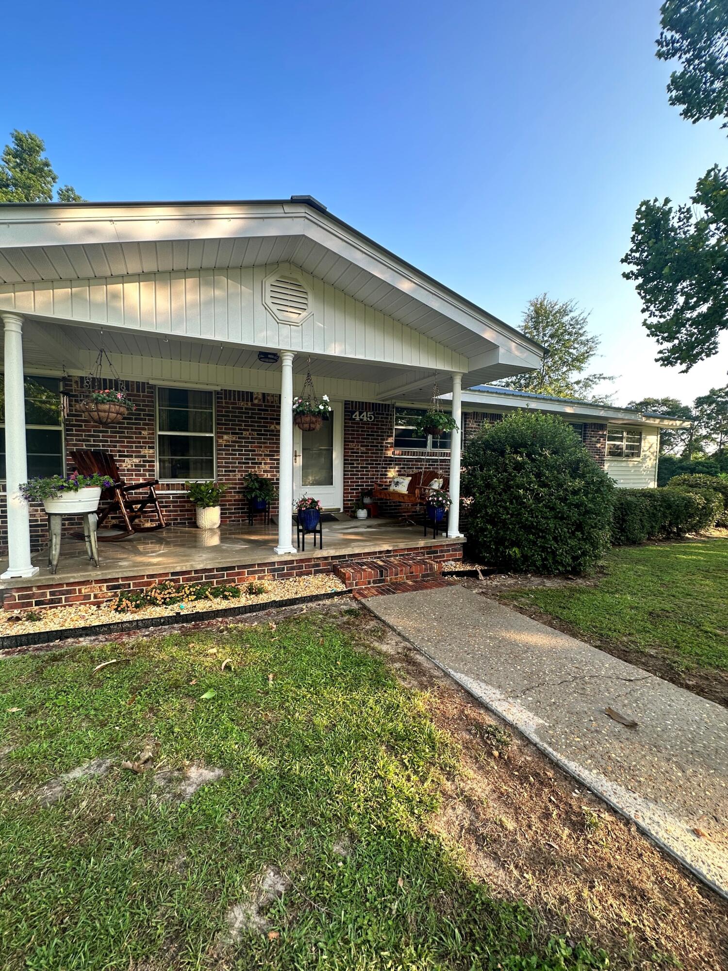 TEN LAKE ESTATES UNIT 1 - Residential