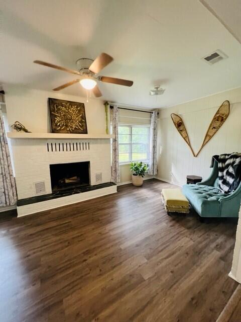 TEN LAKE ESTATES UNIT 1 - Residential