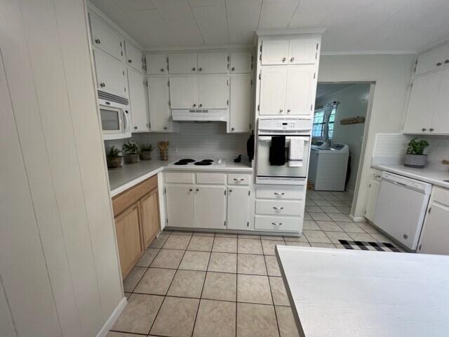 TEN LAKE ESTATES UNIT 1 - Residential