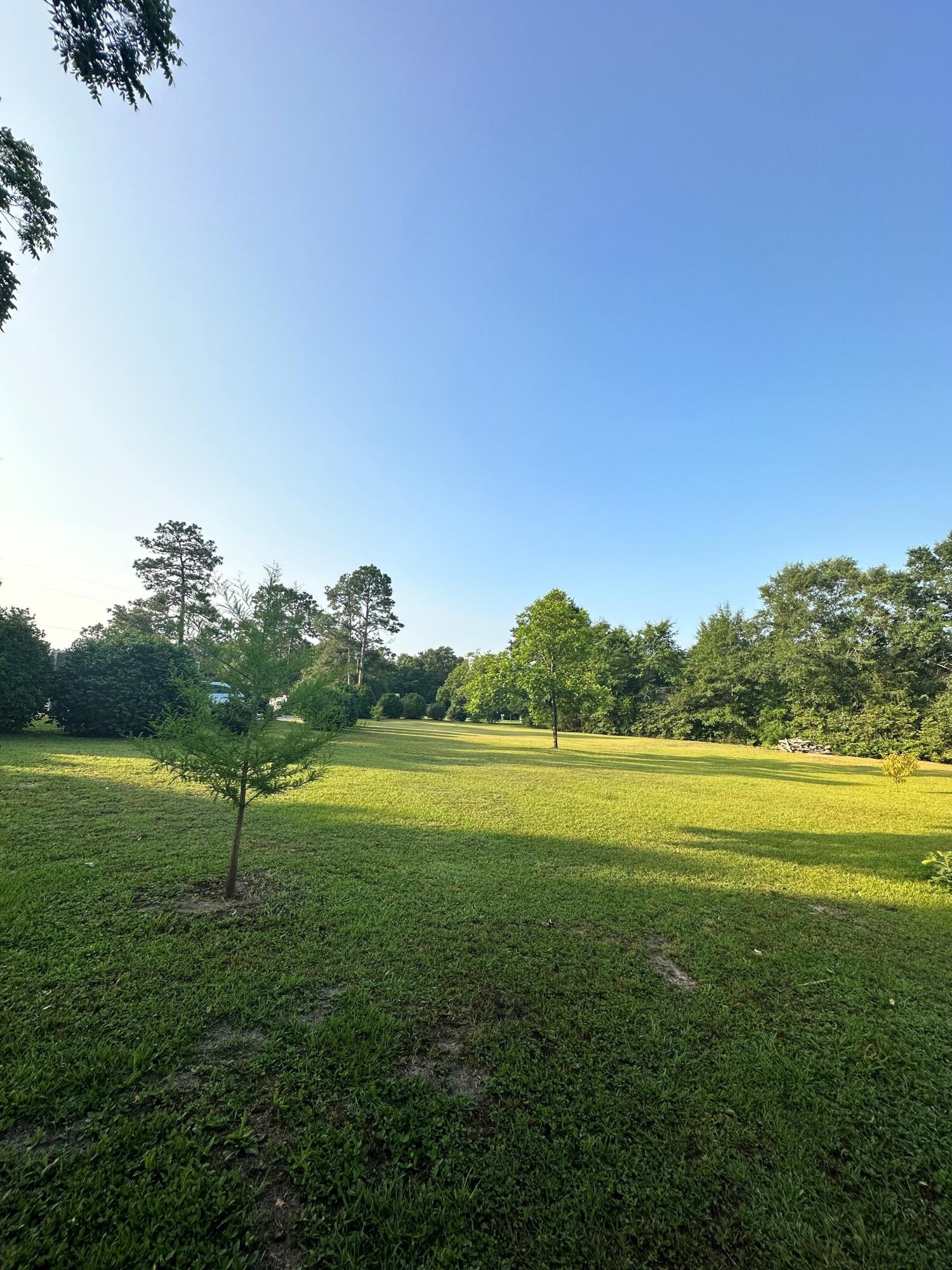 TEN LAKE ESTATES UNIT 1 - Residential