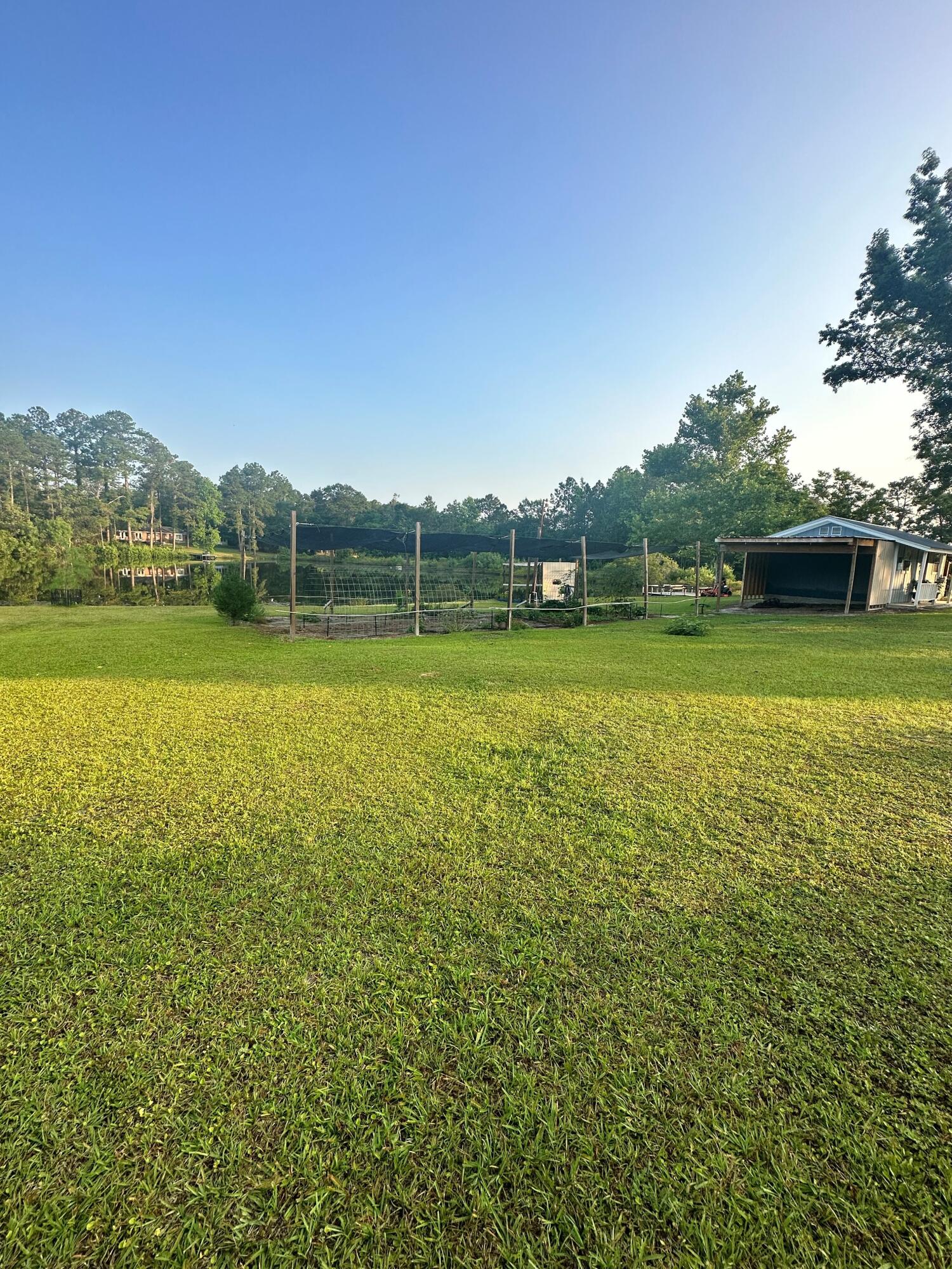 TEN LAKE ESTATES UNIT 1 - Residential