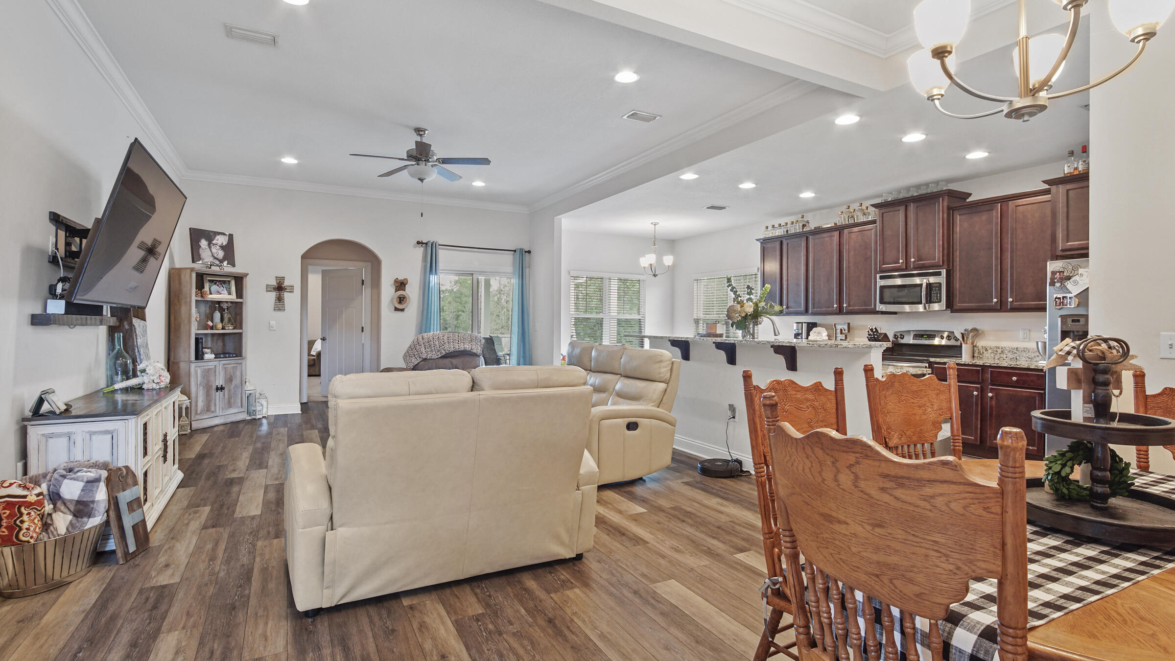 CROSS CREEK ESTATES - Residential