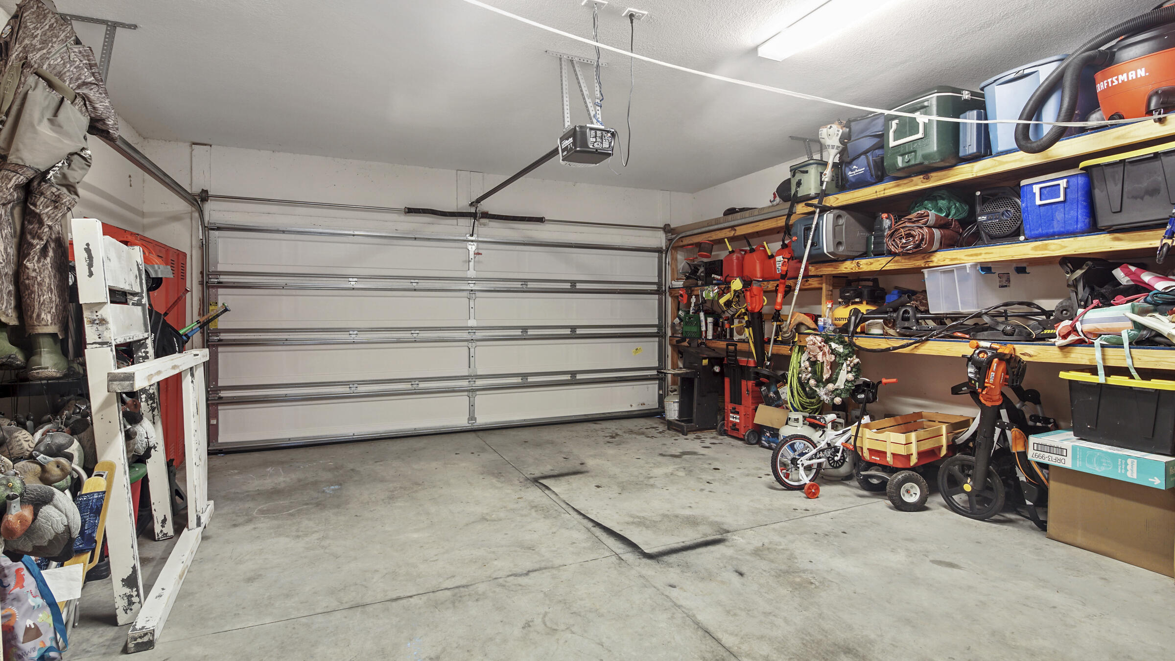 CROSS CREEK ESTATES - Residential