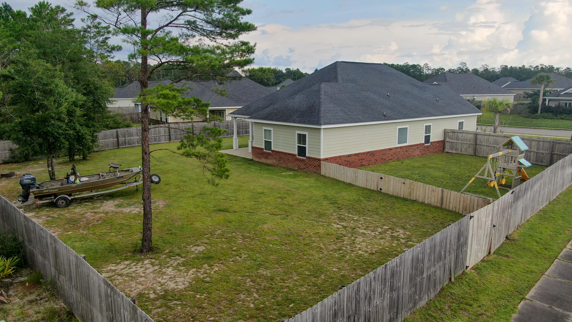 CROSS CREEK ESTATES - Residential