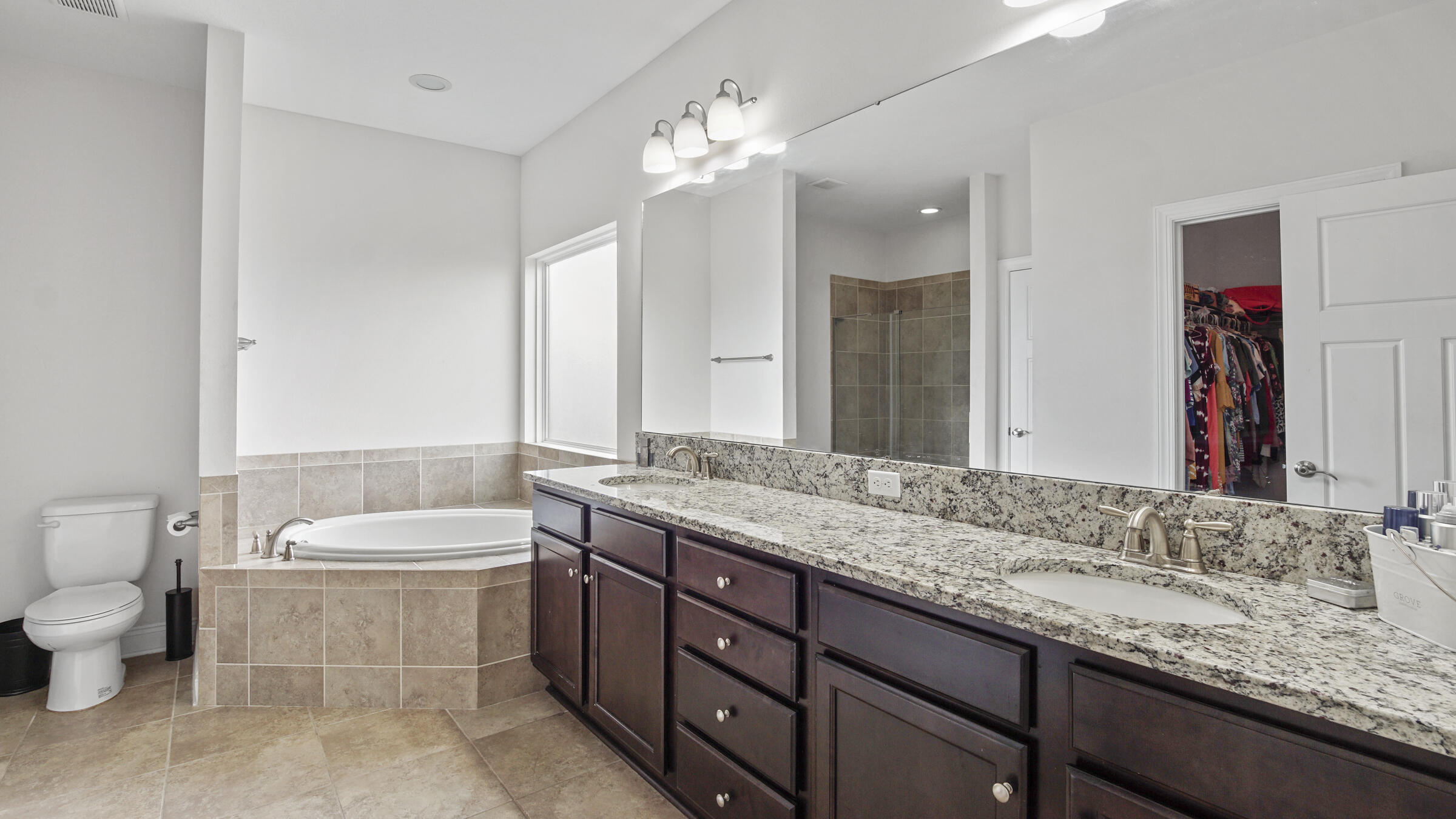 CROSS CREEK ESTATES - Residential