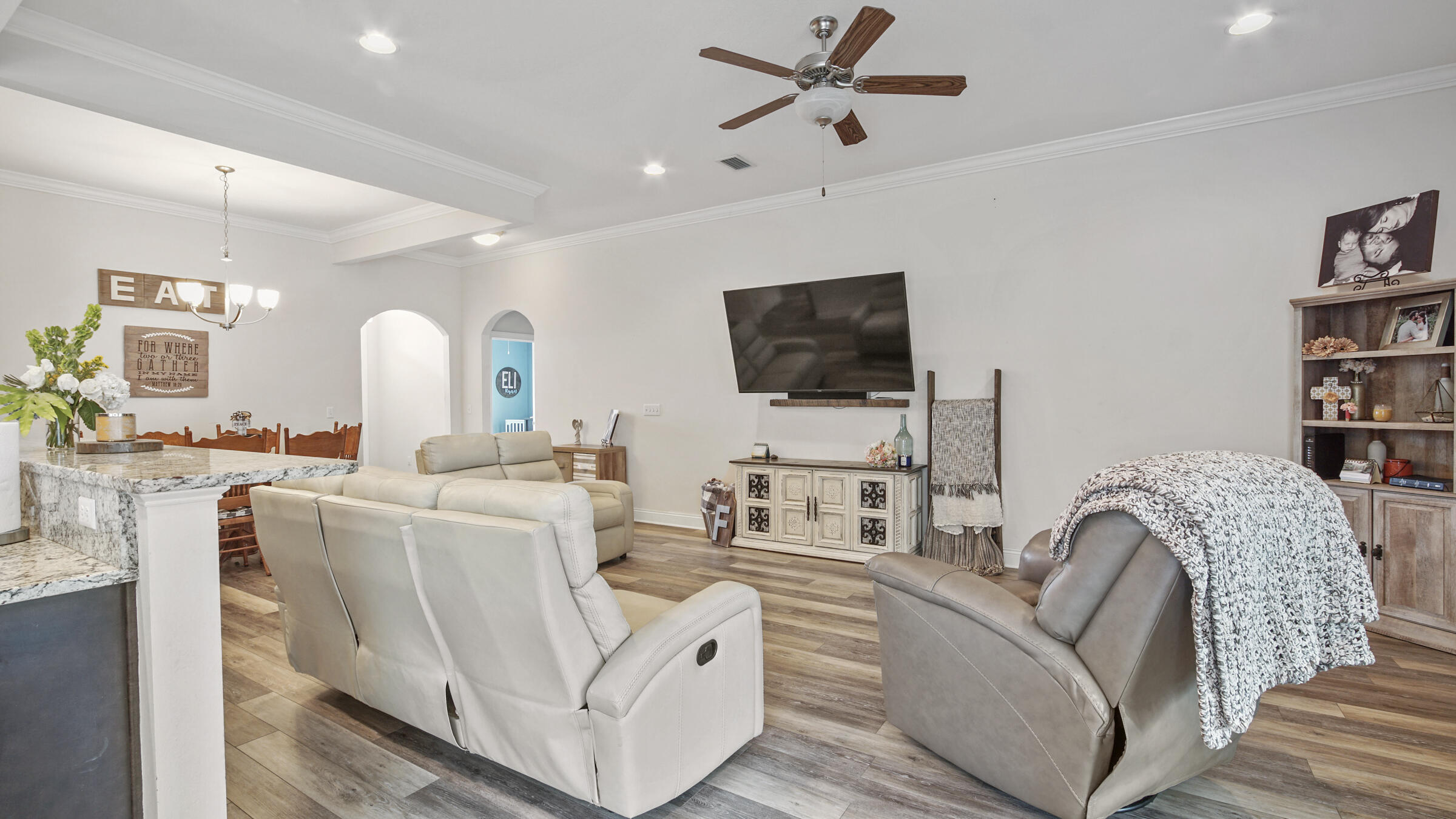 CROSS CREEK ESTATES - Residential