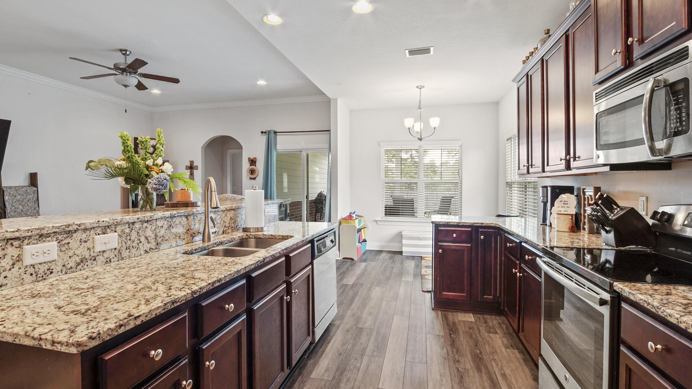 CROSS CREEK ESTATES - Residential