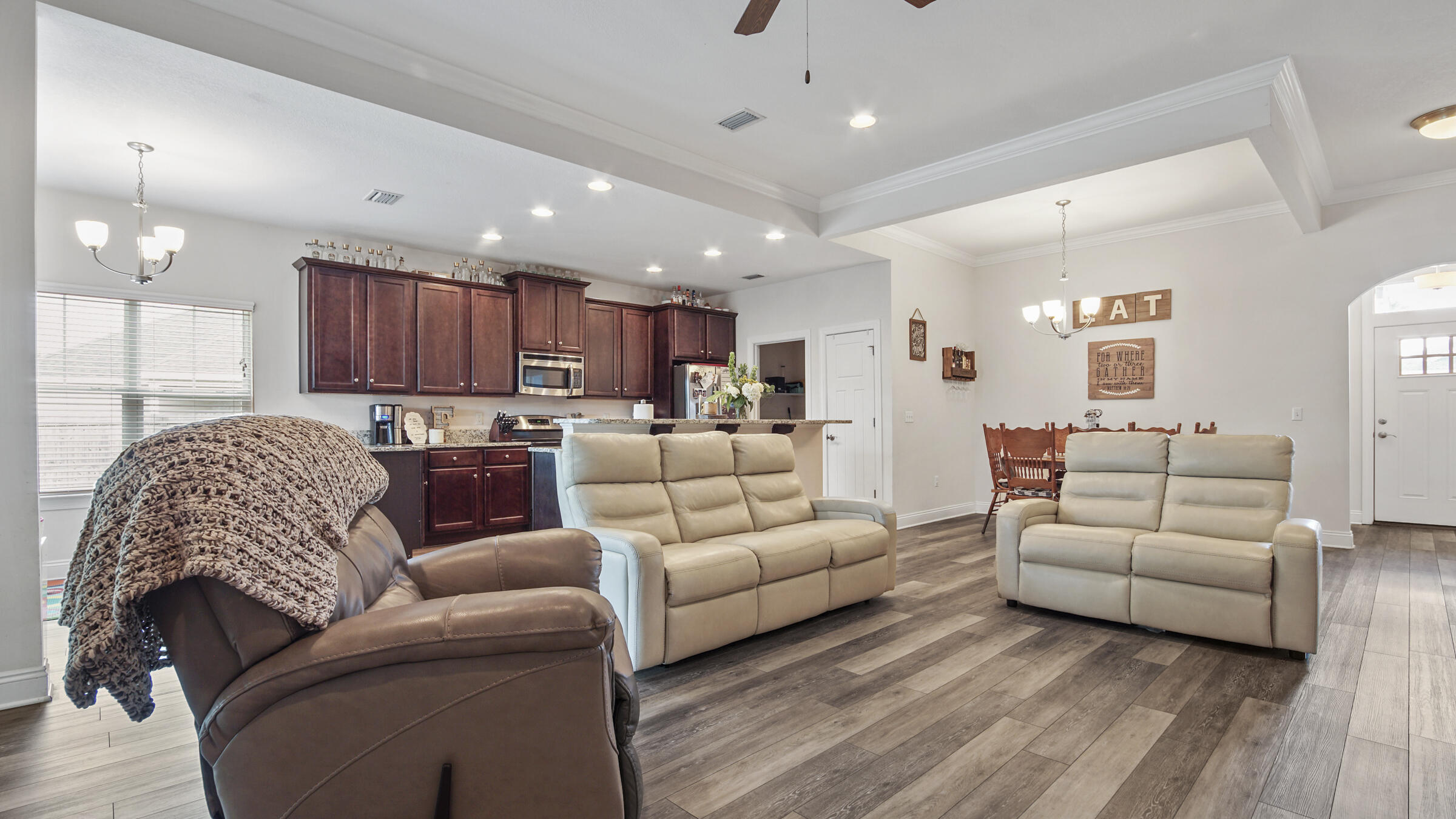 CROSS CREEK ESTATES - Residential