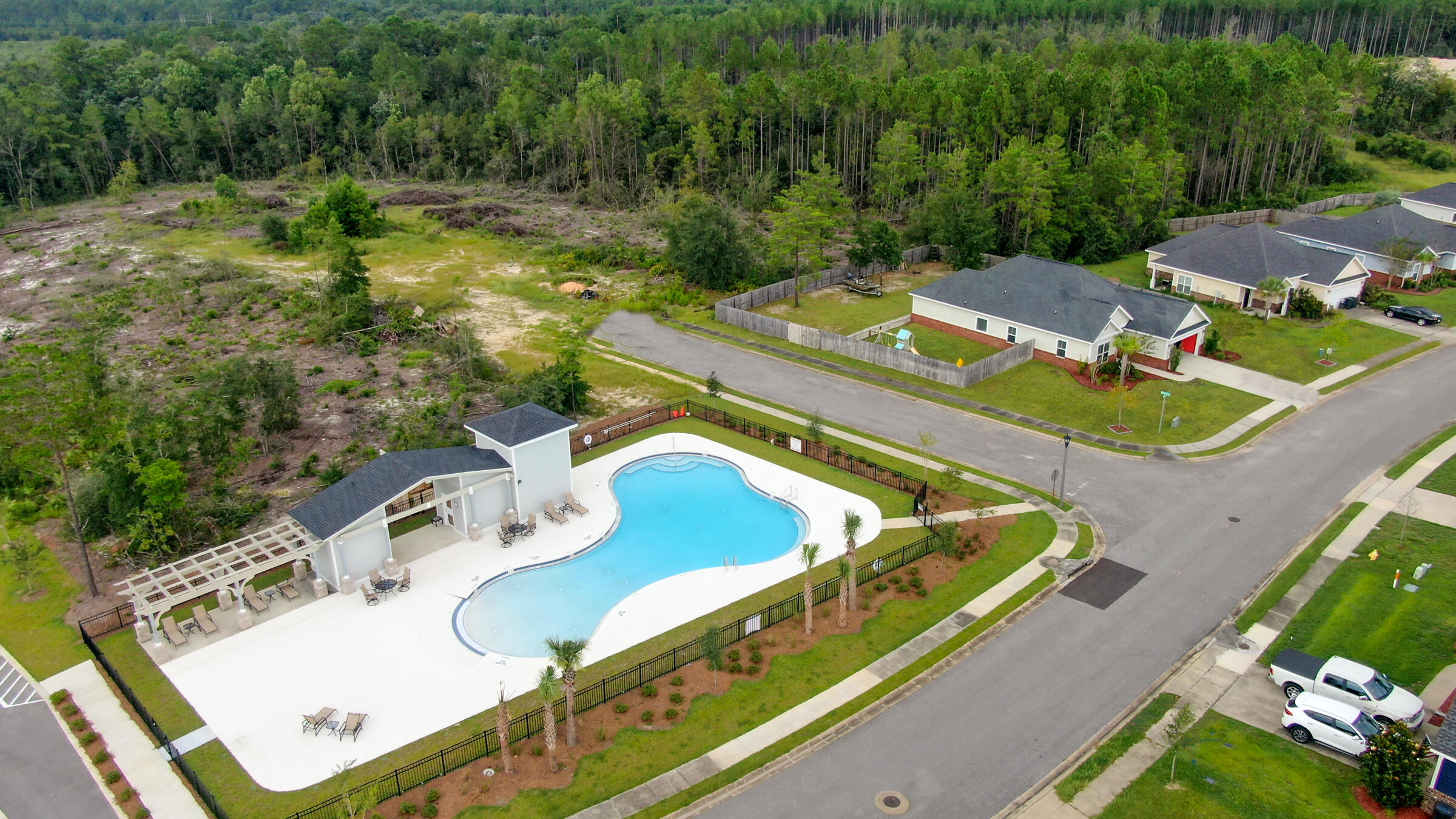 CROSS CREEK ESTATES - Residential