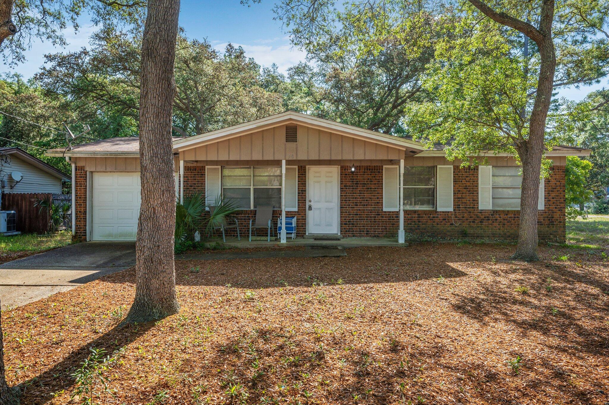 Perfect location in Shalimar. Central to everything, this 3 bedroom home offers a spacious feel. Property is ready for some changes to make it your own. Three bedrooms, one full bath, one half bath, great yard, and a one car garage. Roof is 2013!