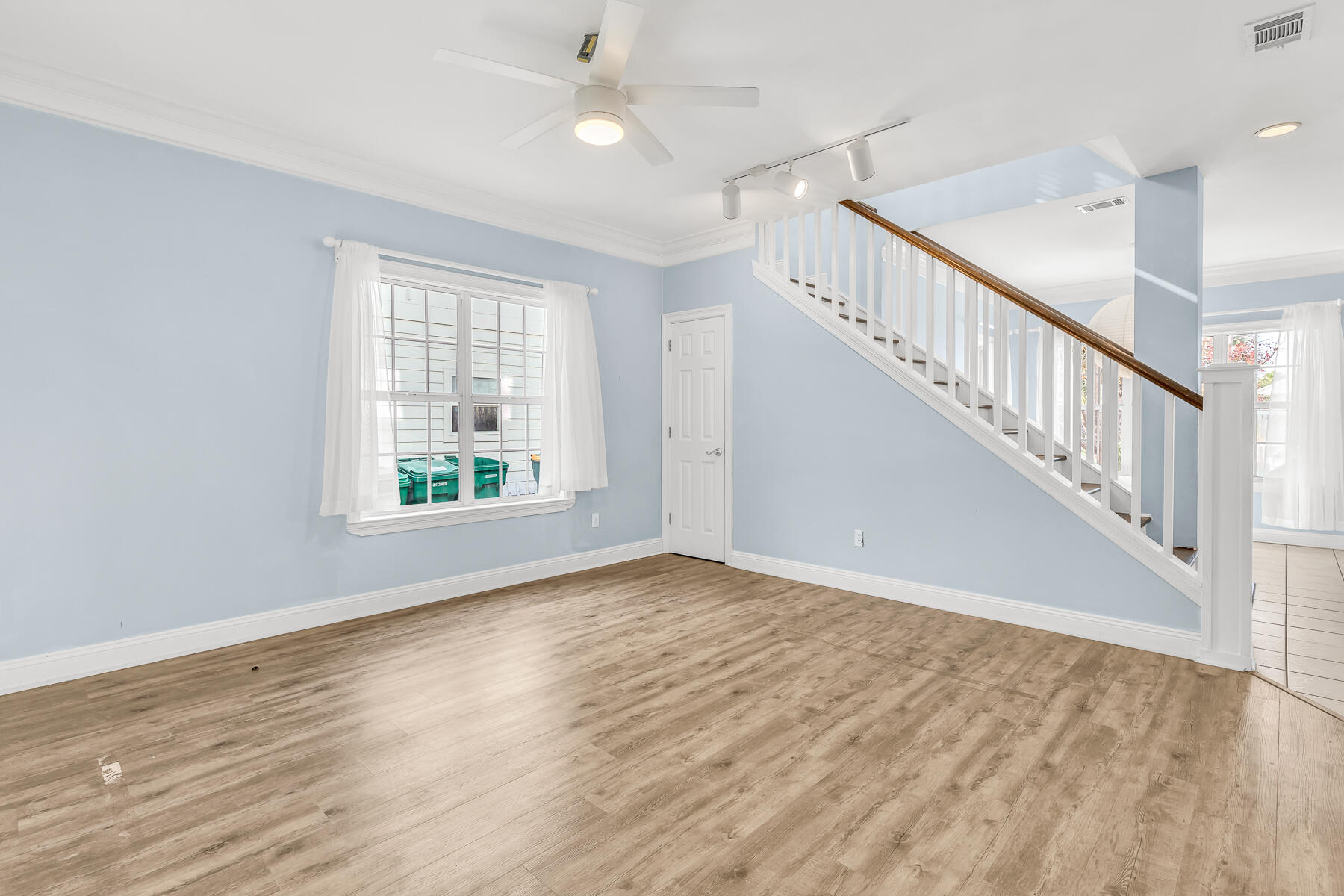 Crystal Shores - Residential