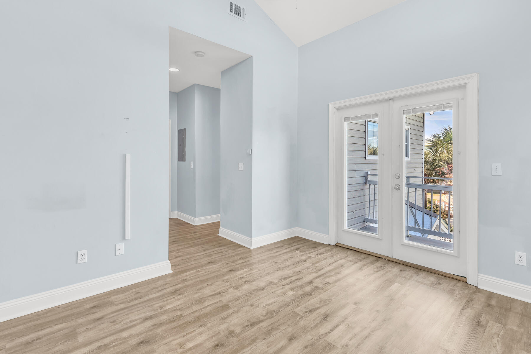 Crystal Shores - Residential