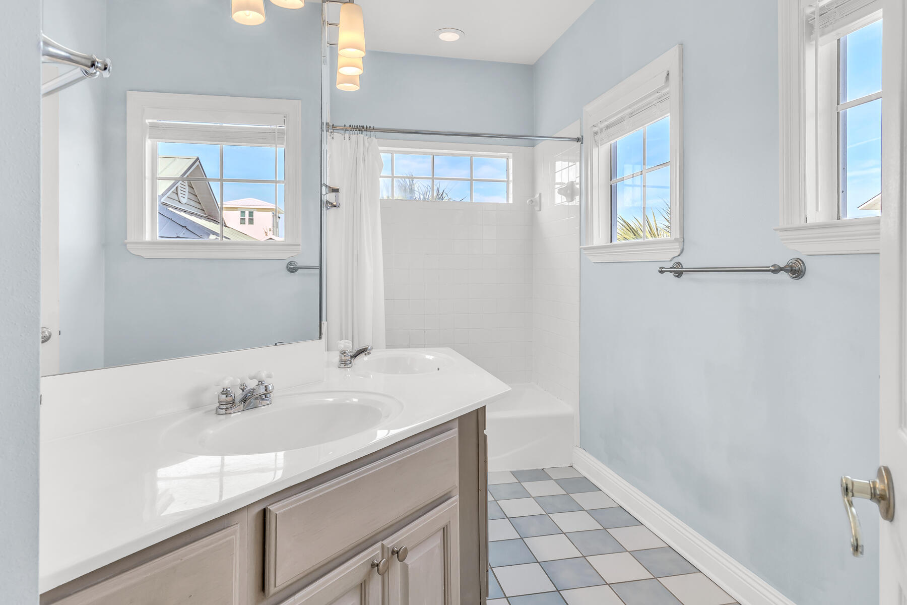 Crystal Shores - Residential