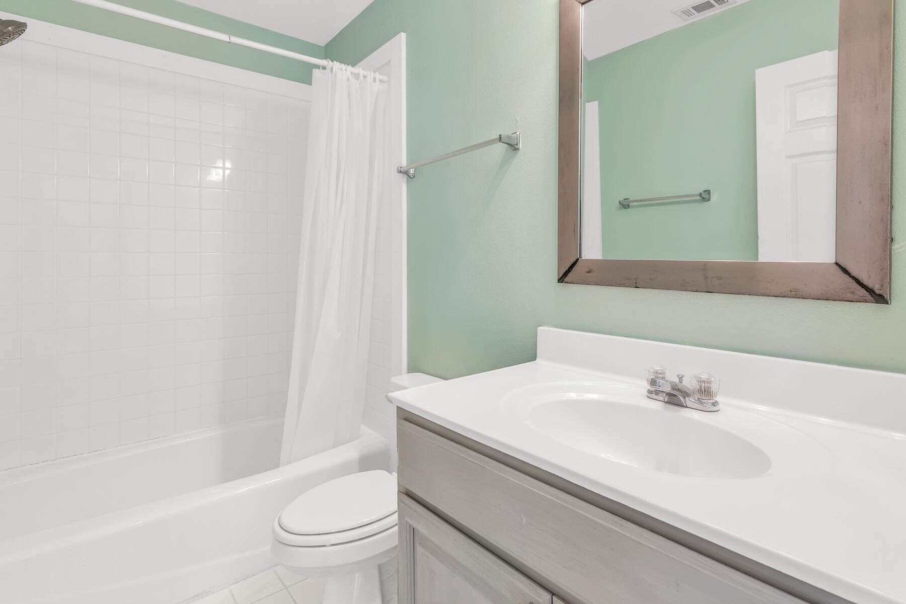 Crystal Shores - Residential